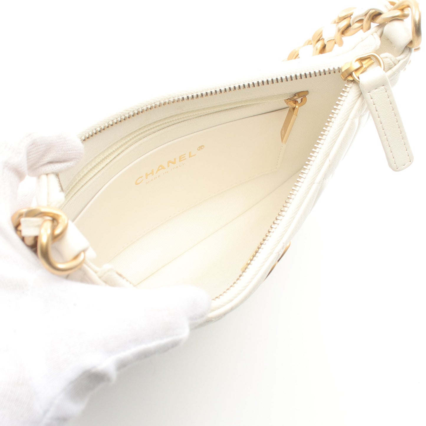 チェーンショルダーバッグ ラムスキン オフホワイト ゴールド金具 シャネル バッグ CHANEL