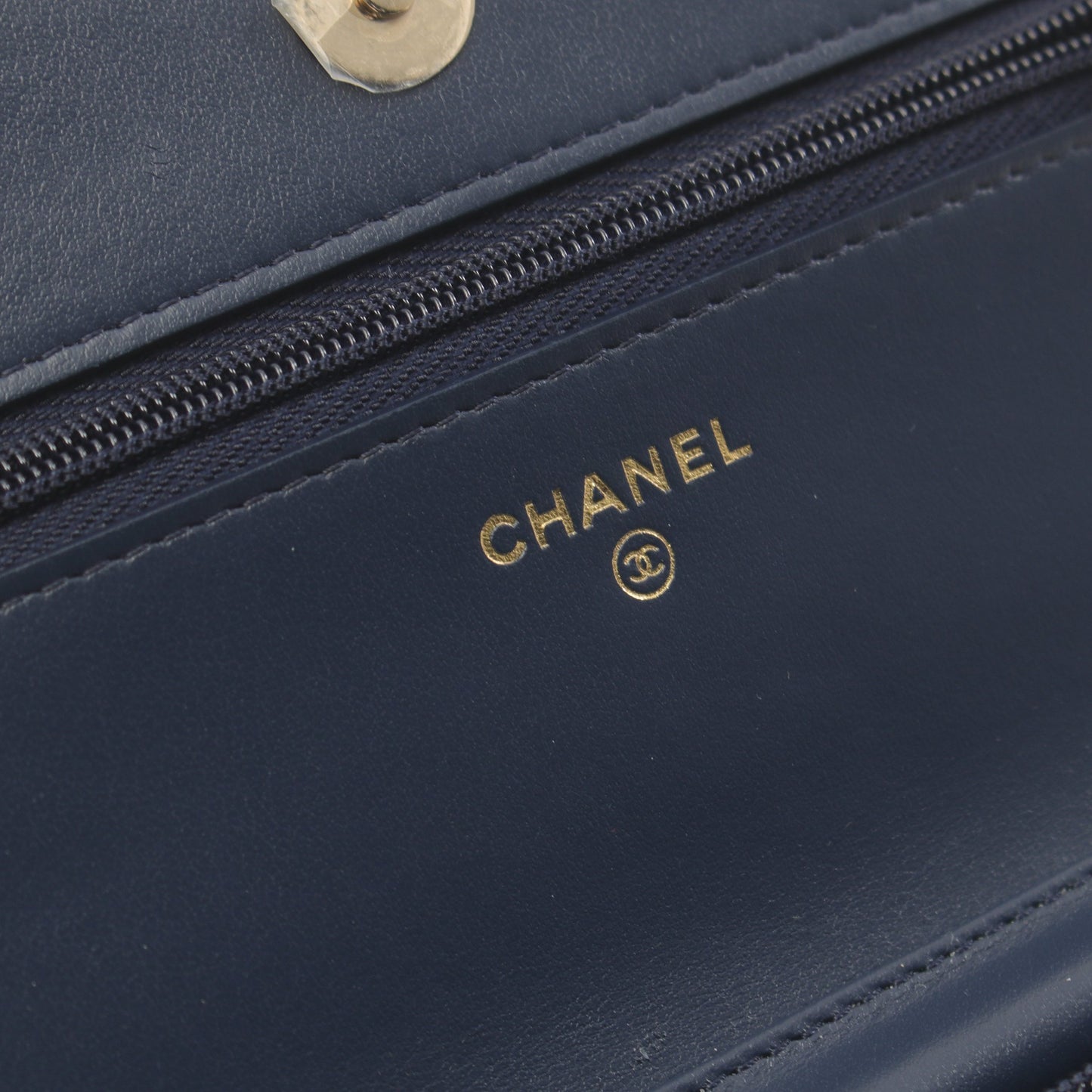 マトラッセ チェーンウォレット デニム インディゴブルー ゴールド金具 シャネル バッグ CHANEL