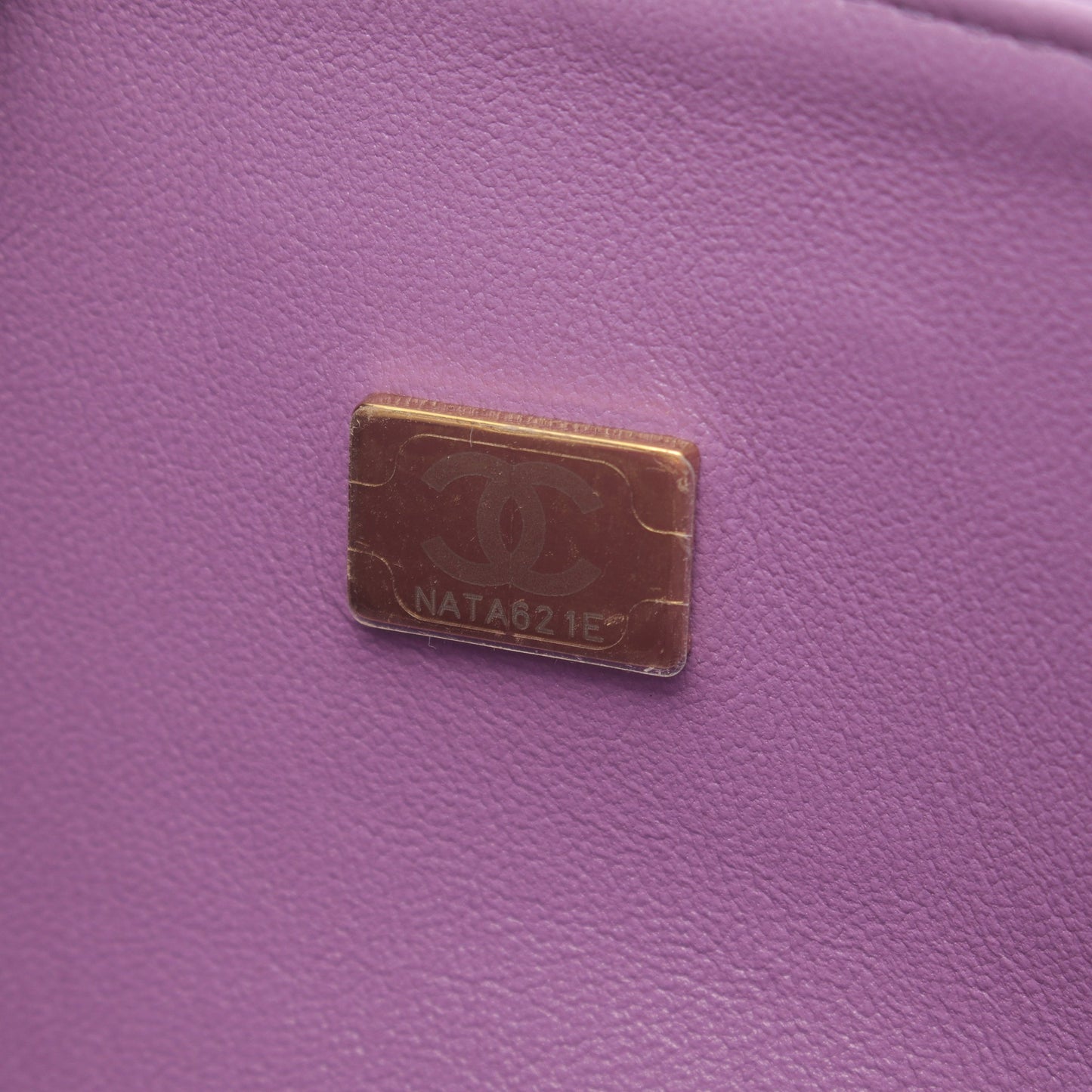 マトラッセ Wフラップ Wチェーンショルダーバッグ キャビアスキン パープル ゴールド金具 シャネル バッグ CHANEL
