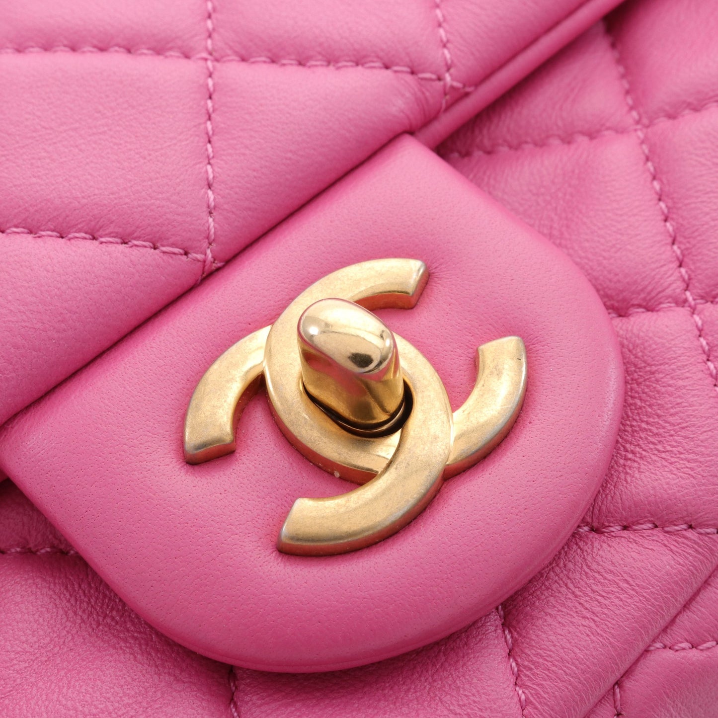 マトラッセ ミニ フラップバッグ チェーンショルダーバッグ レザー ピンク ゴールド金具 シャネル バッグ CHANEL