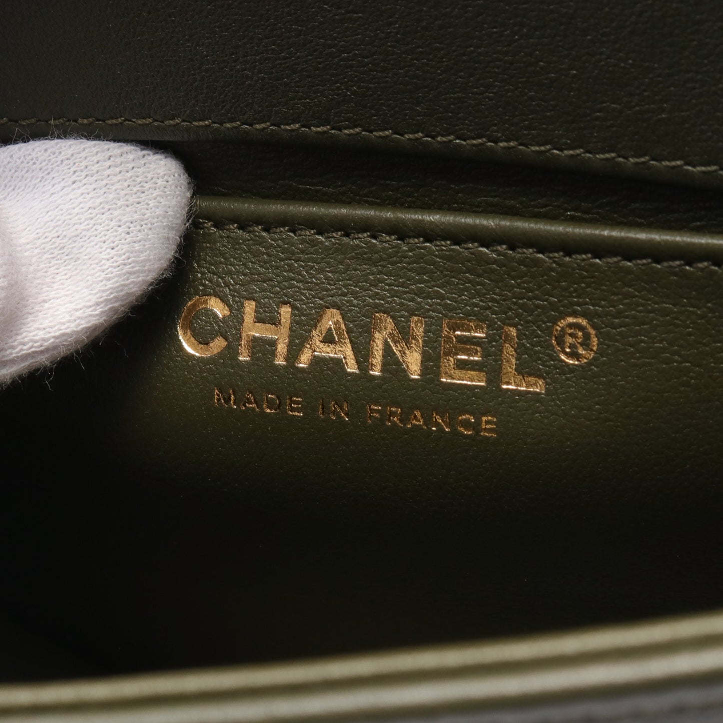 ボーイシャネル スモール チェーンショルダーバッグ ボア レザー カーキグリーン マットゴールド金具 シャネル バッグ CHANEL