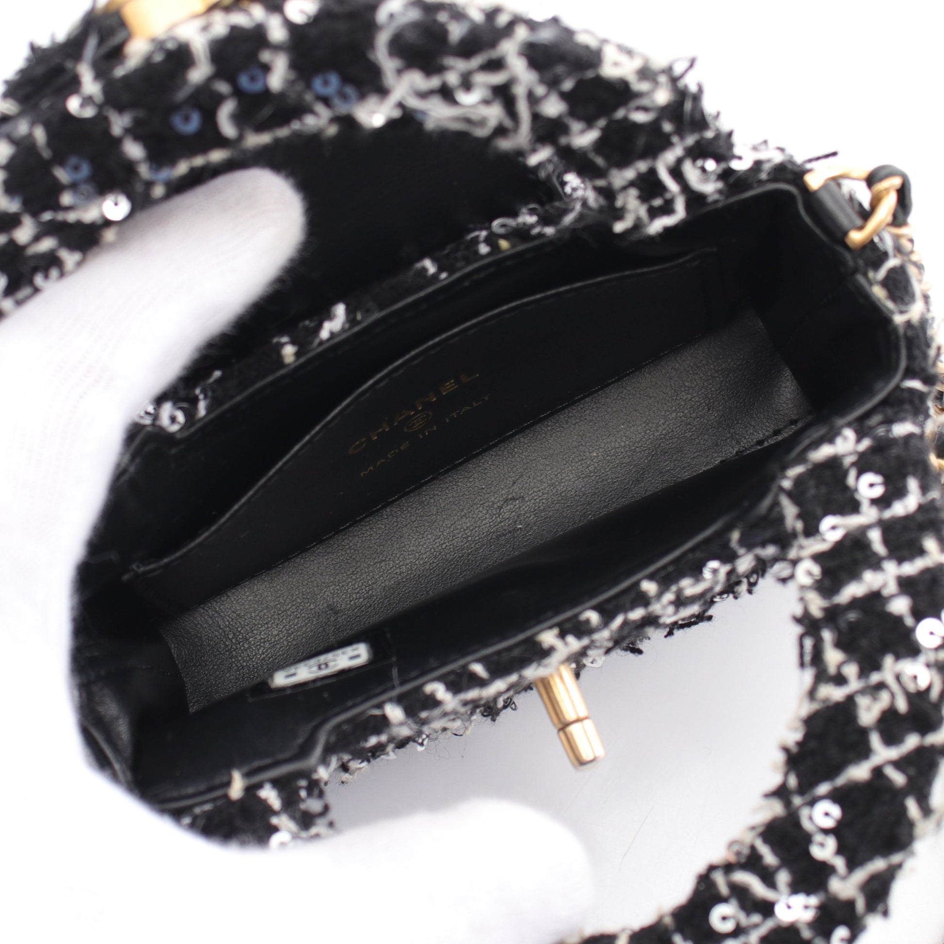 マトラッセ チェーン クラッチバッグ ツイード ブラック ホワイト ゴールド金具 2WAY シャネル バッグ CHANEL