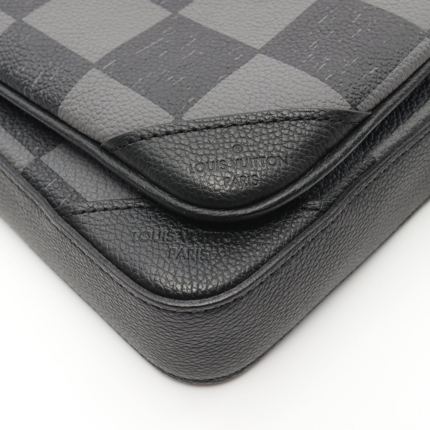 LV フォール トリオ メッセンジャー ダミエパターン ショルダーバッグ PVC レザー ブラック ルイヴィトン バッグ LOUIS VUITTON