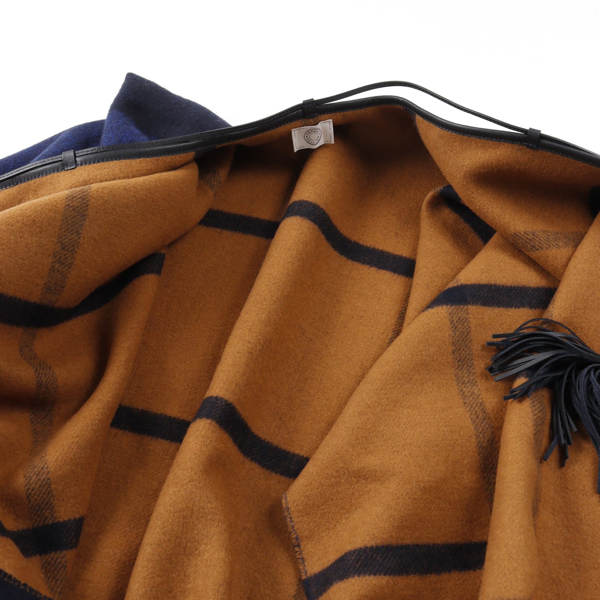 ハイランド ケープ ポンチョ ウール カシミヤ ネイビー ベージュ フリンジ リバーシブル エルメス アウター HERMES