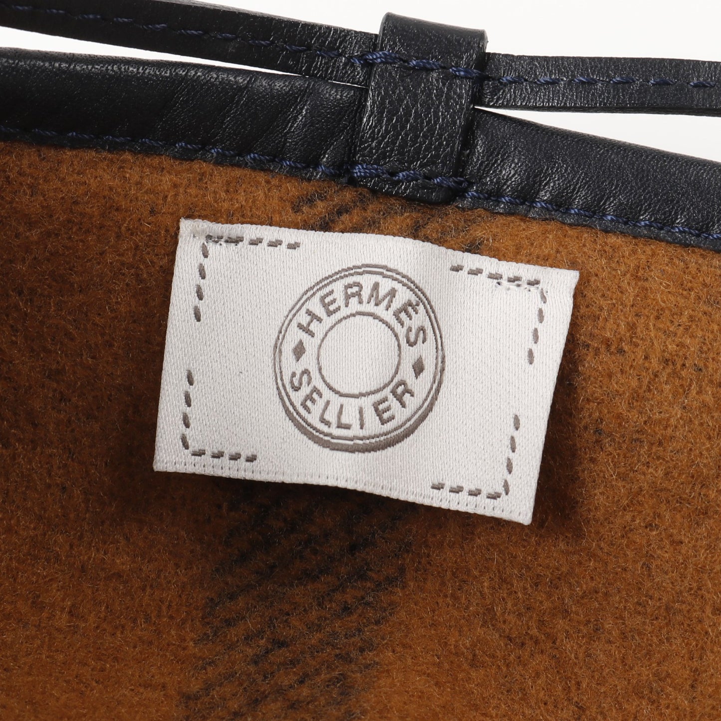 ハイランド ケープ ポンチョ ウール カシミヤ ネイビー ベージュ フリンジ リバーシブル エルメス アウター HERMES