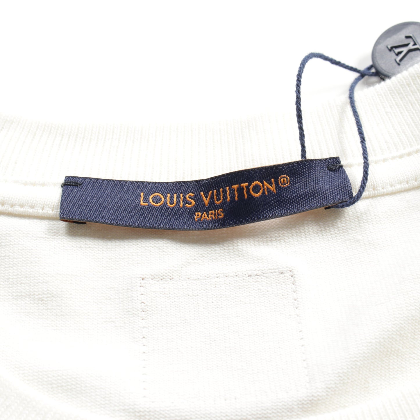 LVLovers エンブロイダード ショートスリーブ Tシャツ クルーネック ビーズ刺繍 コットン オフホワイト 24AW ルイヴィトン トップス LOUIS VUITTON