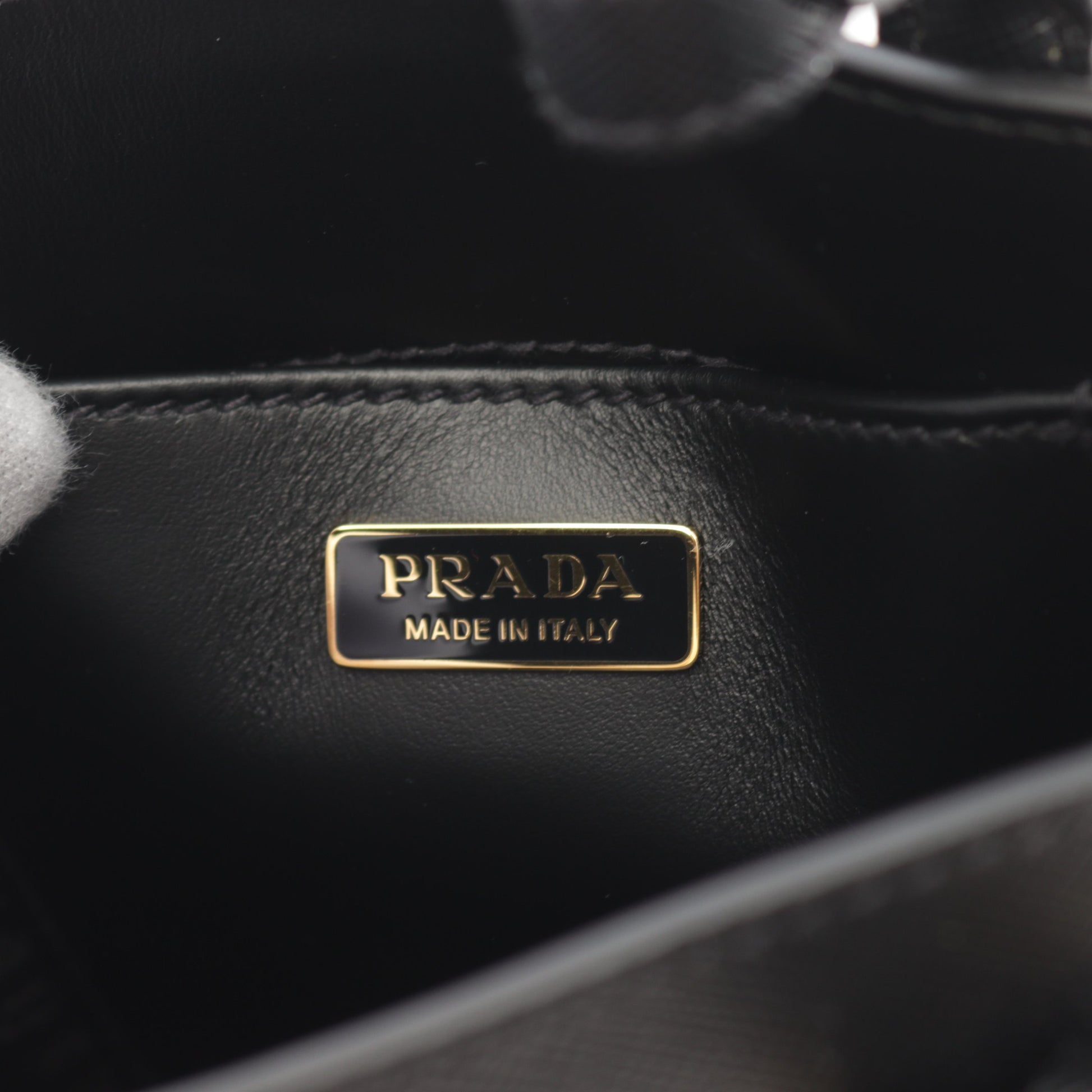 SAFFIANO LUX ハンドバッグ サフィアーノレザー ブラック 2WAY プラダ バッグ PRADA