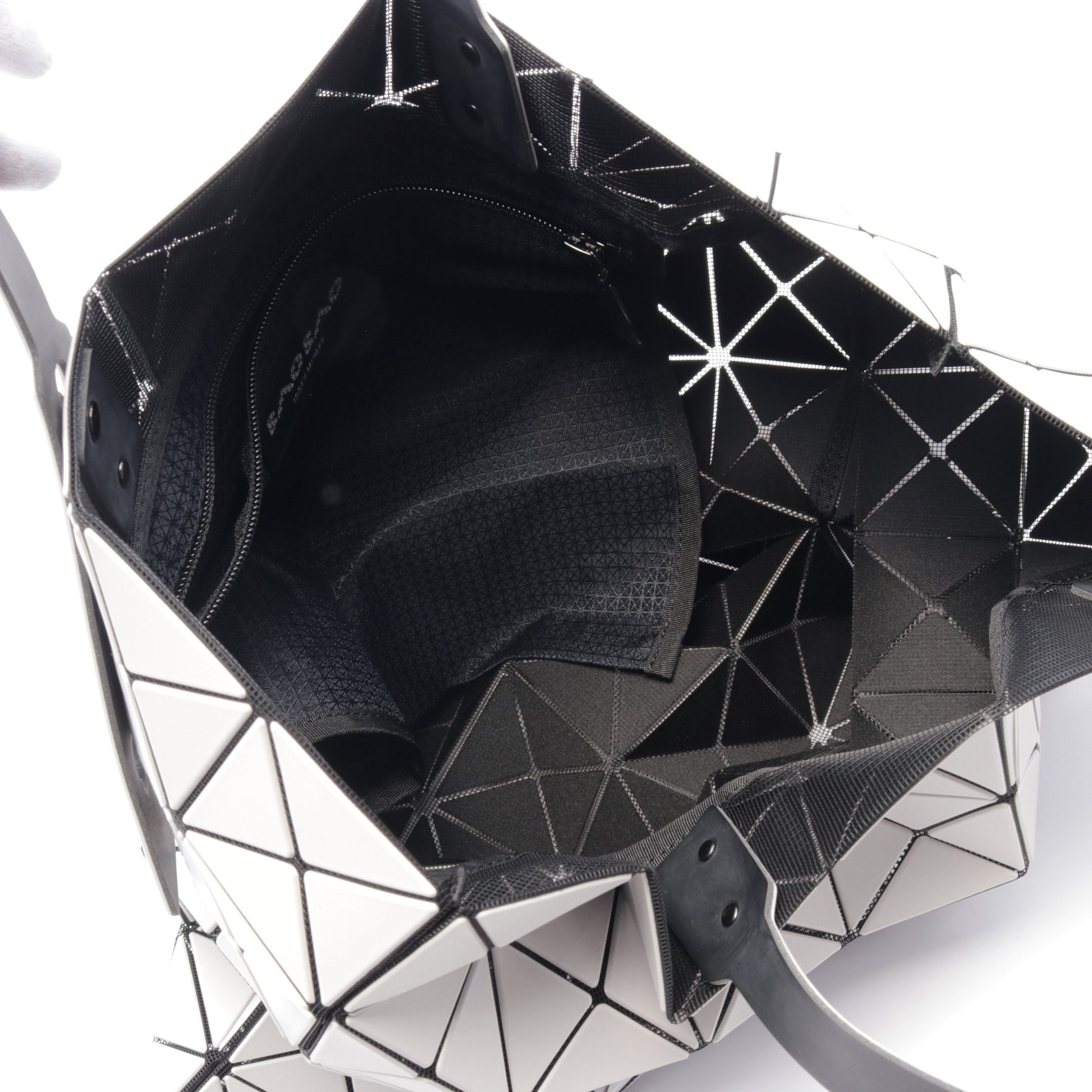 ハンドバッグ トートバッグ PVC オフホワイト バオバオイッセイミヤケ  