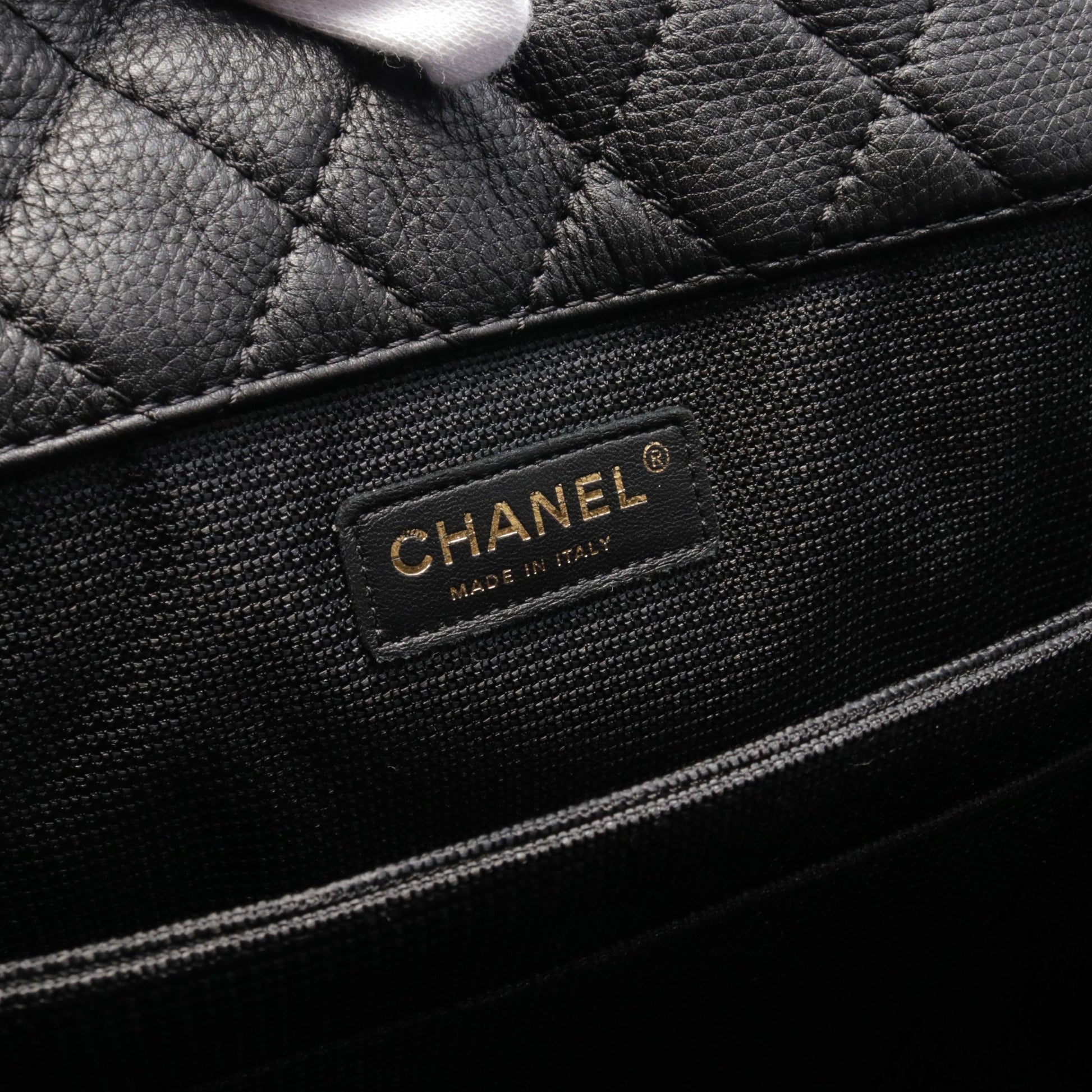 ジャンボマトラッセ チェーンショルダーバッグ レザー ブラック ゴールド金具 シャネル バッグ CHANEL