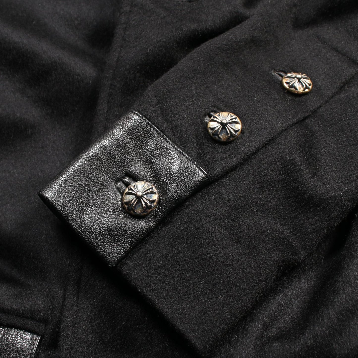 クロスボールボタン コート カシミヤ カウレザー ブラック クロムハーツ アウター Chrome Hearts