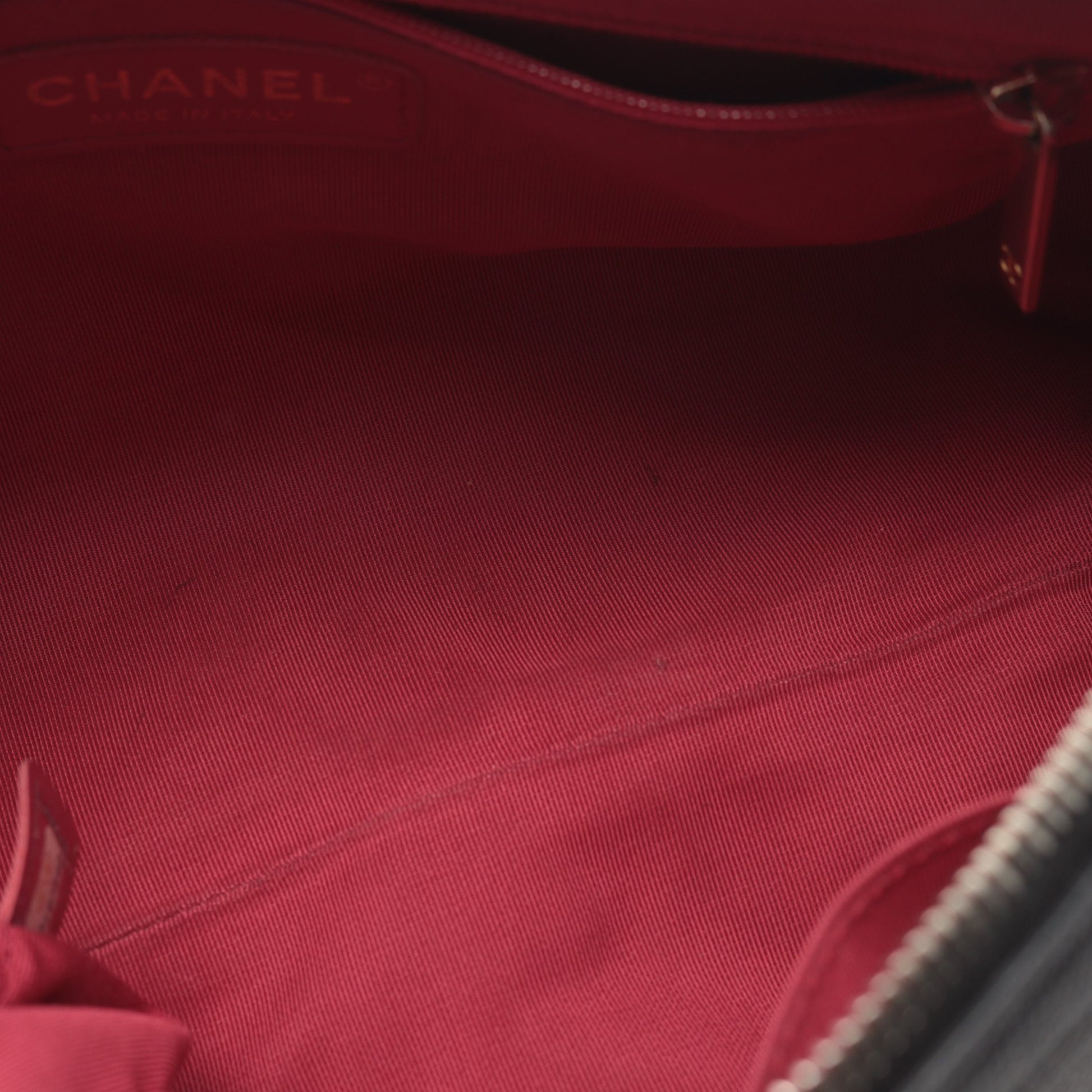 マトラッセ ボーリングバッグ チェーンショルダーバッグ キャビアスキン ブラック ゴールド金具 2WAY シャネル バッグ CHANEL