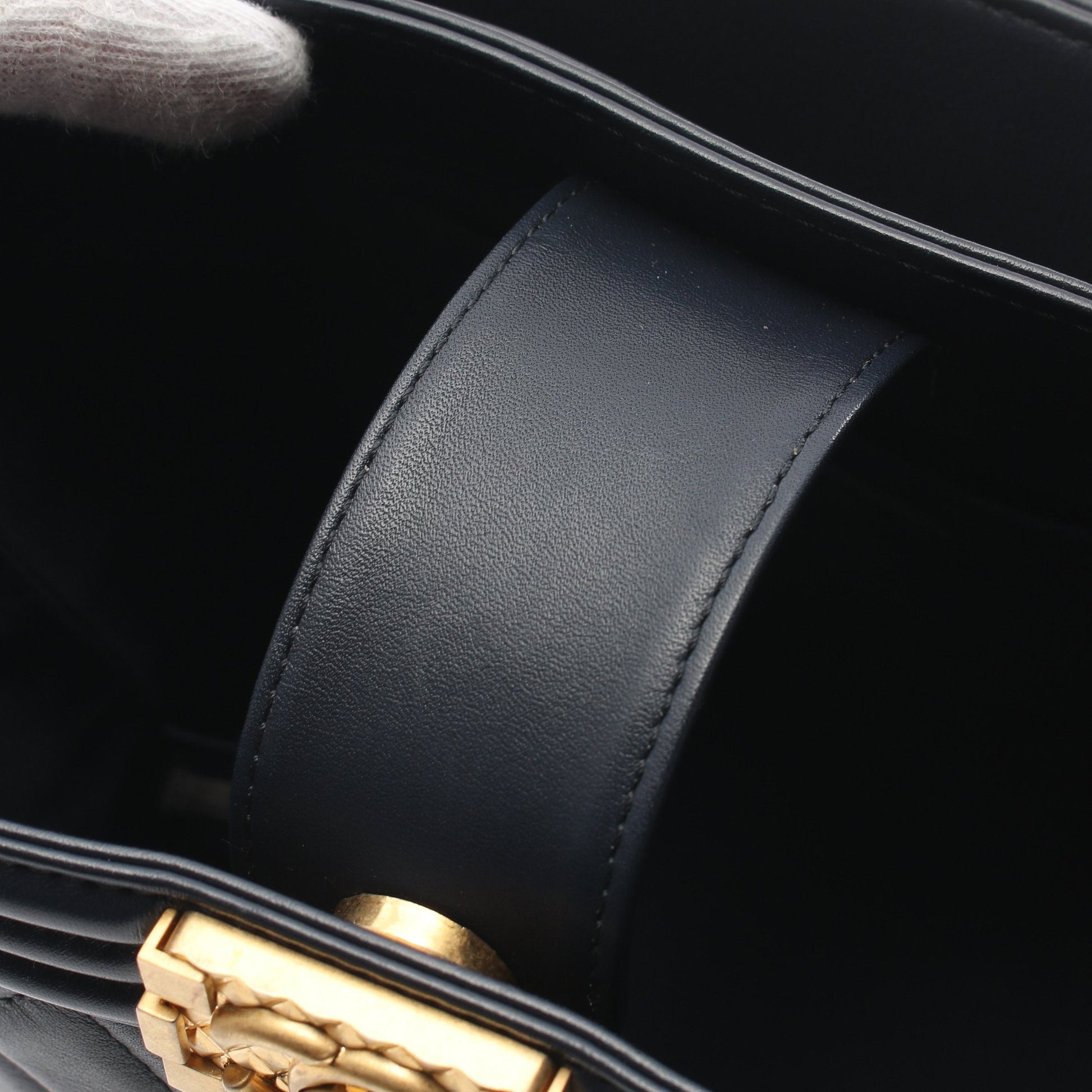 ボーイシャネル チェーンショルダーバッグ レザー ネイビー ゴールド金具 2WAY シャネル バッグ CHANEL
