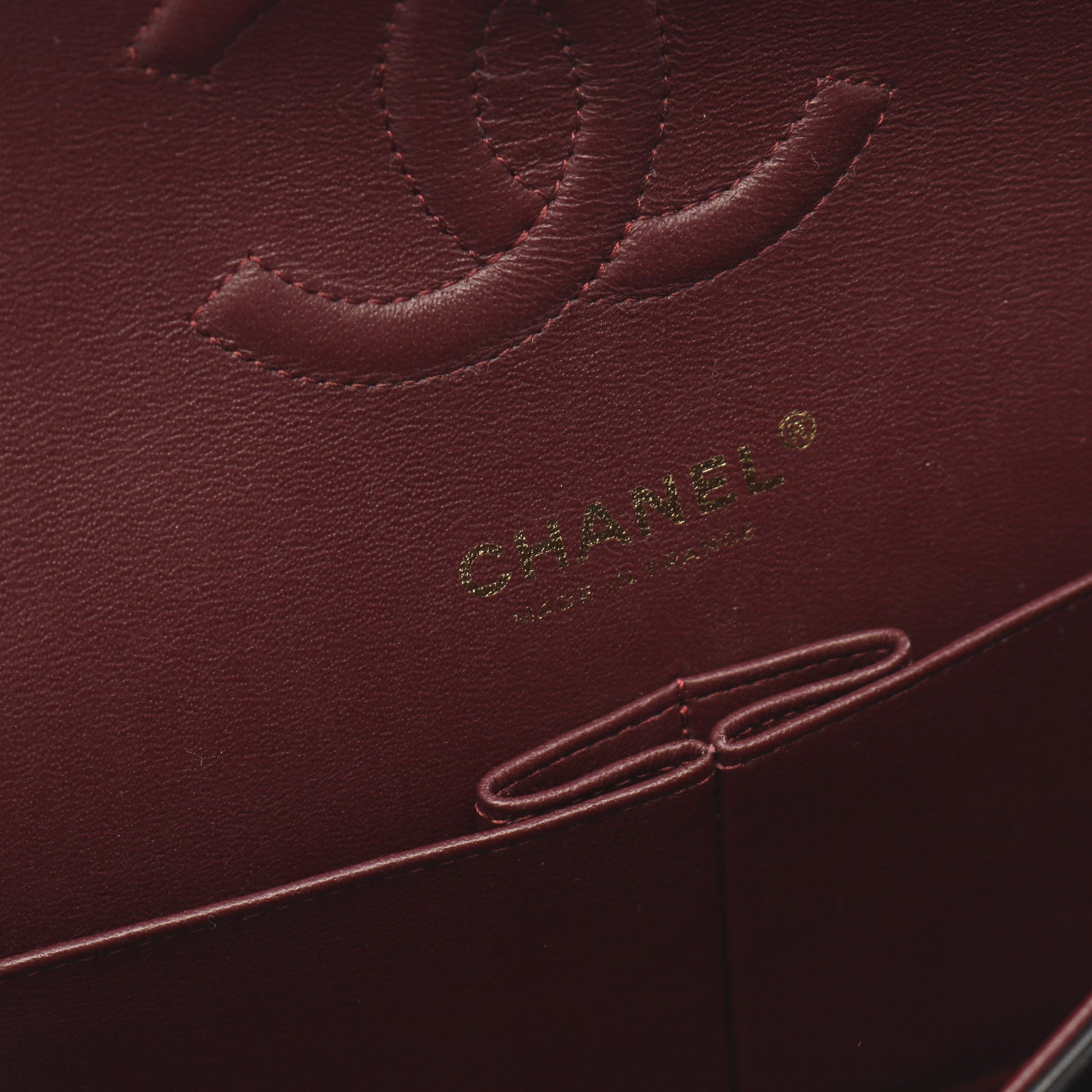 シェブロン Vステッチ Wフラップ Wチェーンショルダーバッグ ラムスキン ブラック ゴールド金具 シャネル バッグ CHANEL