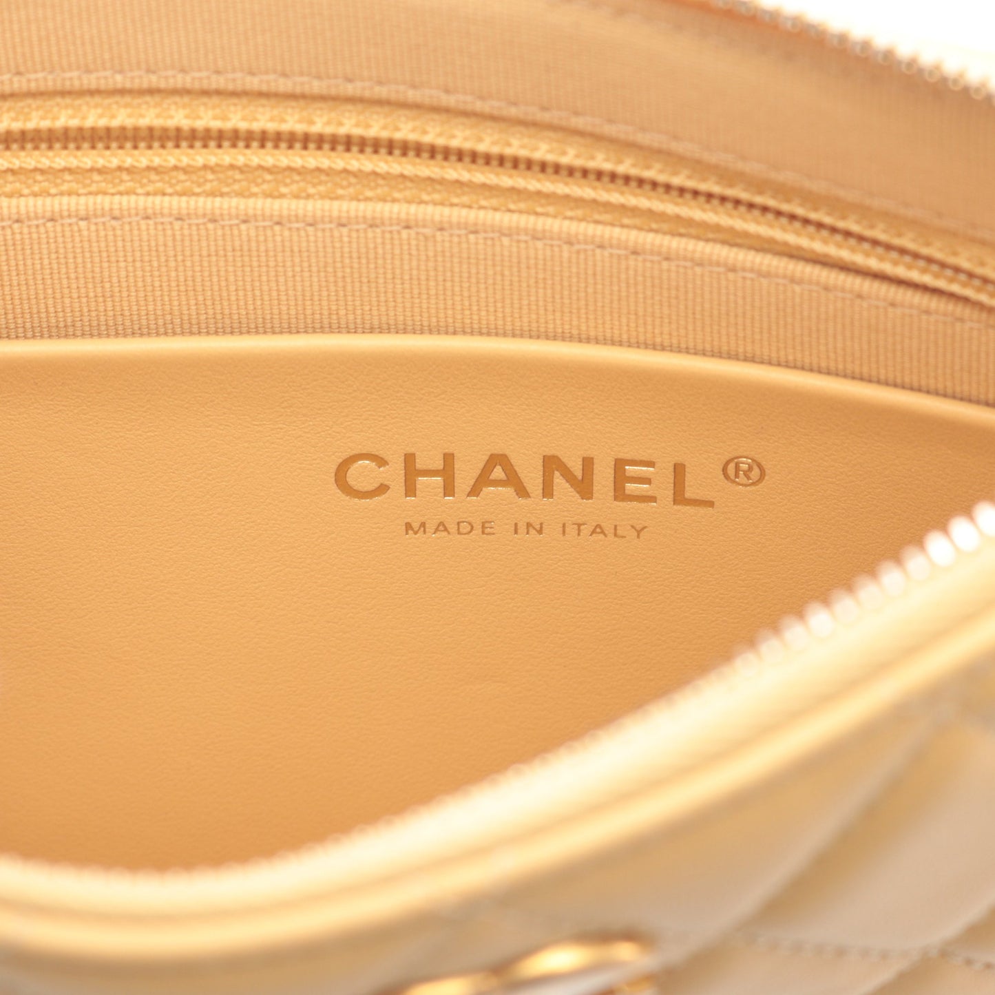 マトラッセ チェーンショルダーバッグ ラムスキン ベージュ ゴールド金具 シャネル バッグ CHANEL