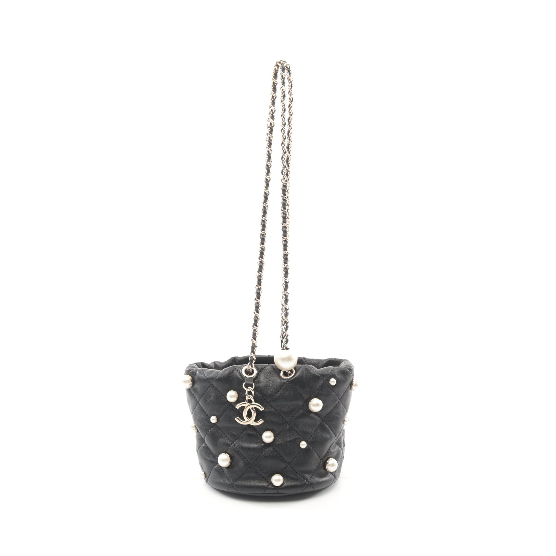ココマーク チェーンショルダーバッグ ラムスキン フェイクパール ブラック ゴールド金具 巾着 シャネル バッグ CHANEL