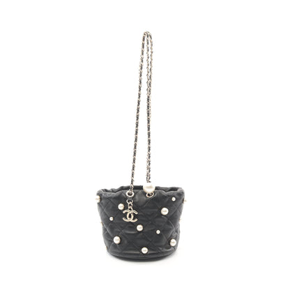 ココマーク チェーンショルダーバッグ ラムスキン フェイクパール ブラック ゴールド金具 巾着 シャネル バッグ CHANEL