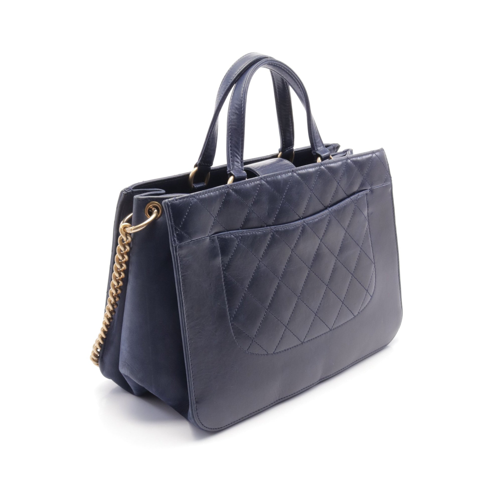 マトラッセ チェーンショルダーバッグ レザー ネイビー ゴールド金具 2WAY シャネル バッグ CHANEL