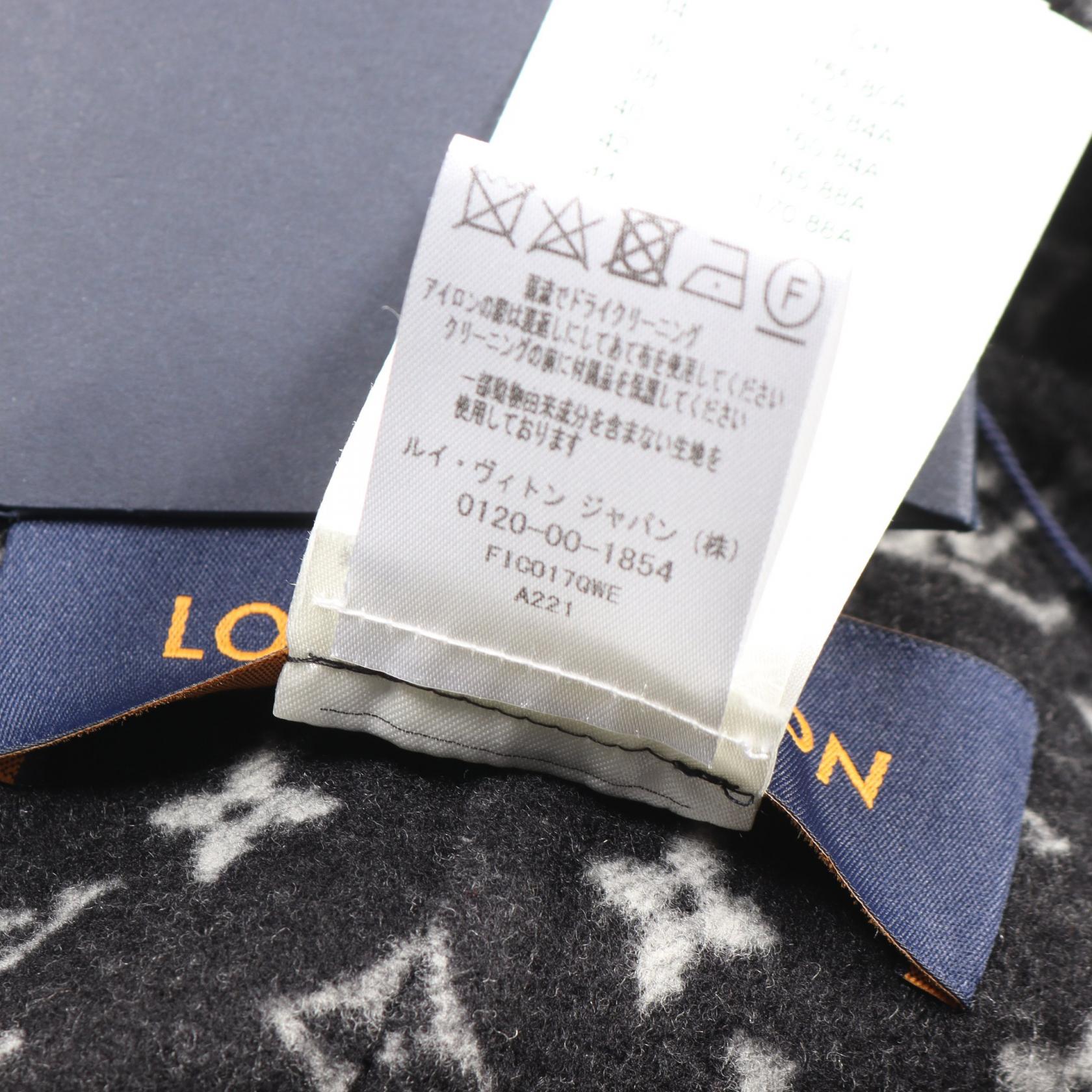 フーデッドケープ モノグラム ポンチョ ウール シルク ブラック フード付き ルイヴィトン アウター LOUIS VUITTON
