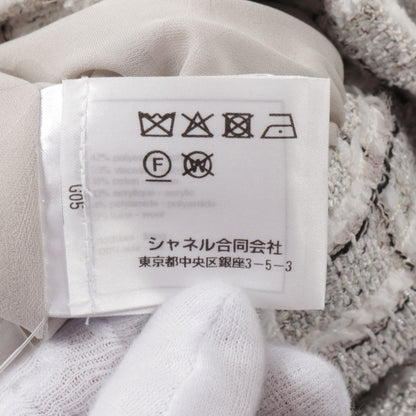 クロップド ツイード ジャケット レーヨン コットン ライトグレー ビジューボタン 22C シャネル アウター CHANEL