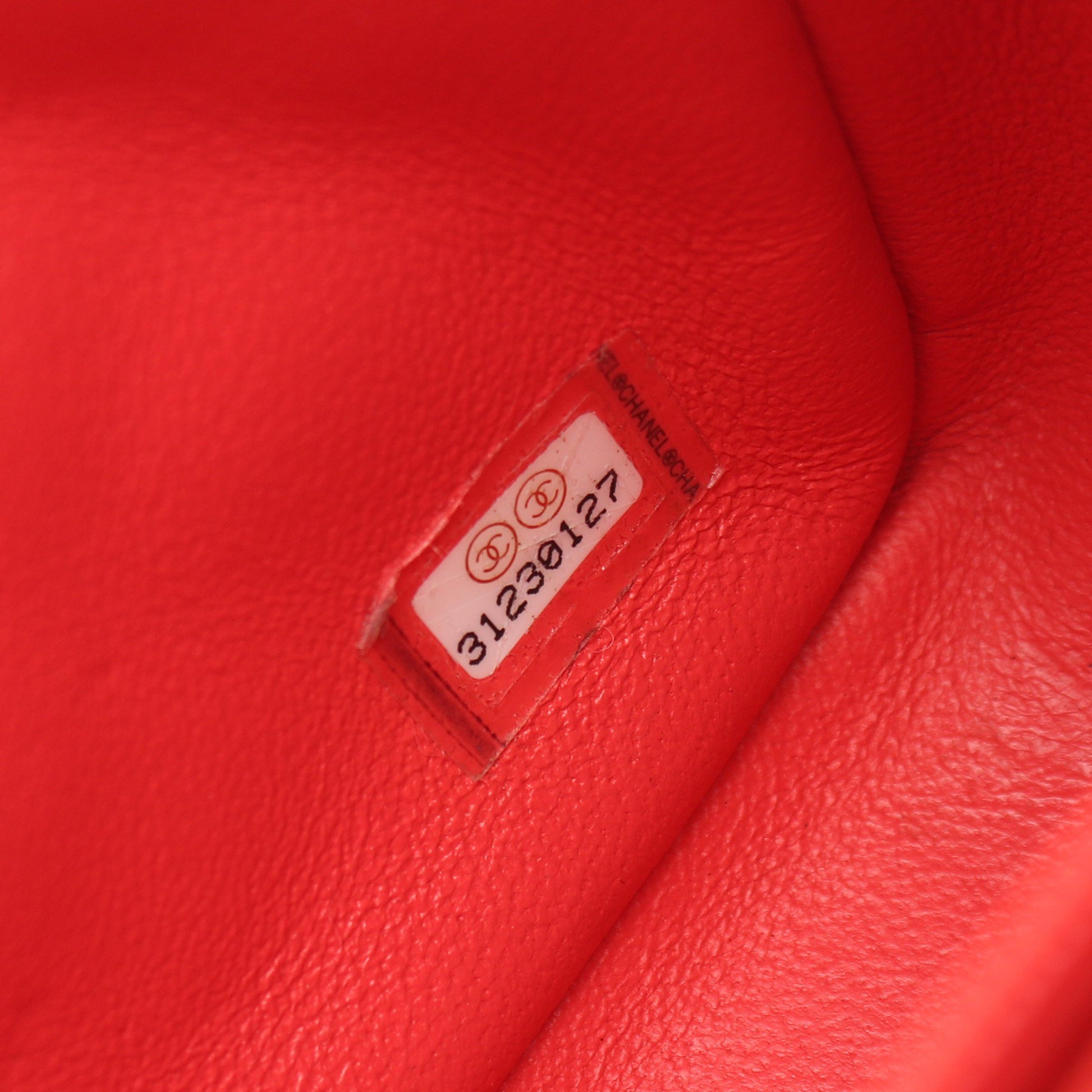 ミニマトラッセ チェーンショルダーバッグ ラムスキン ピンクレッド ゴールド金具 シャネル バッグ CHANEL