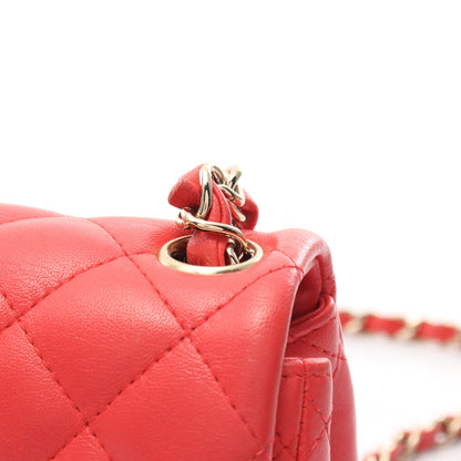 ミニマトラッセ チェーンショルダーバッグ ラムスキン ピンクレッド ゴールド金具 シャネル バッグ CHANEL