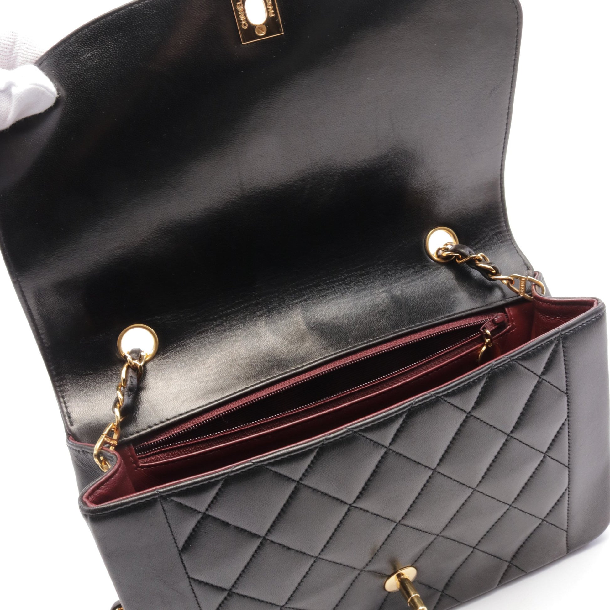 マトラッセ ダイアナフラップ チェーンショルダーバッグ ラムスキン ブラック ゴールド金具 シャネル バッグ CHANEL