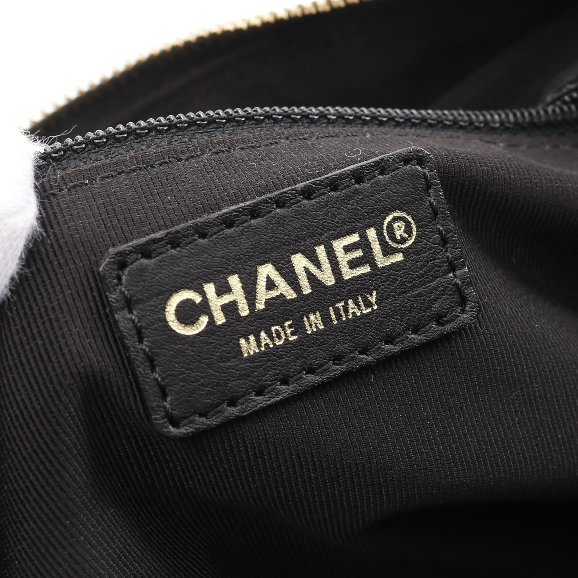 マトラッセ ミニボストンバッグ キャビアスキン ブラック ゴールド金具 シャネル バッグ CHANEL