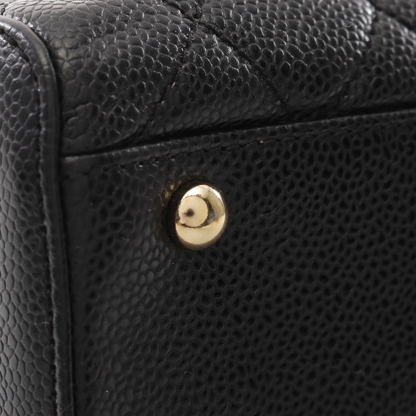 マトラッセ ミニボストンバッグ キャビアスキン ブラック ゴールド金具 シャネル バッグ CHANEL