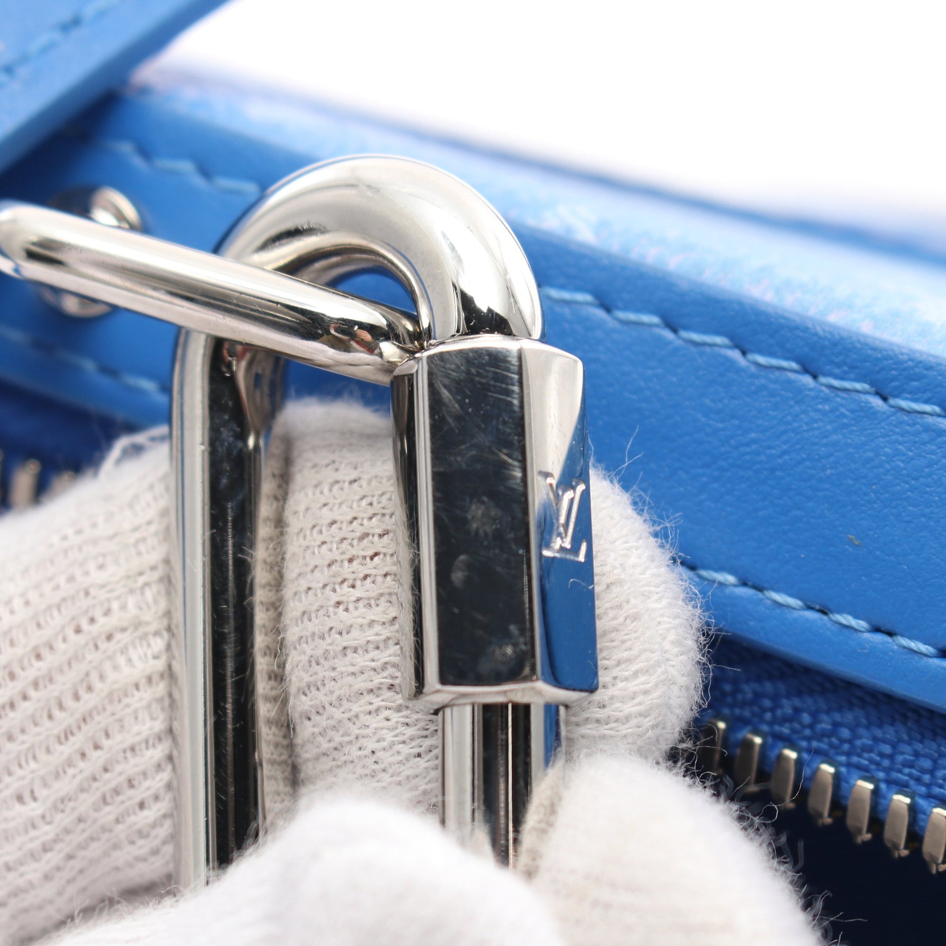 ソフトトランク ウォレット モノグラムクラウズ ショルダーバッグ PVC レザー ブルー ホワイト 20AW ルイヴィトン バッグ LOUIS VUITTON