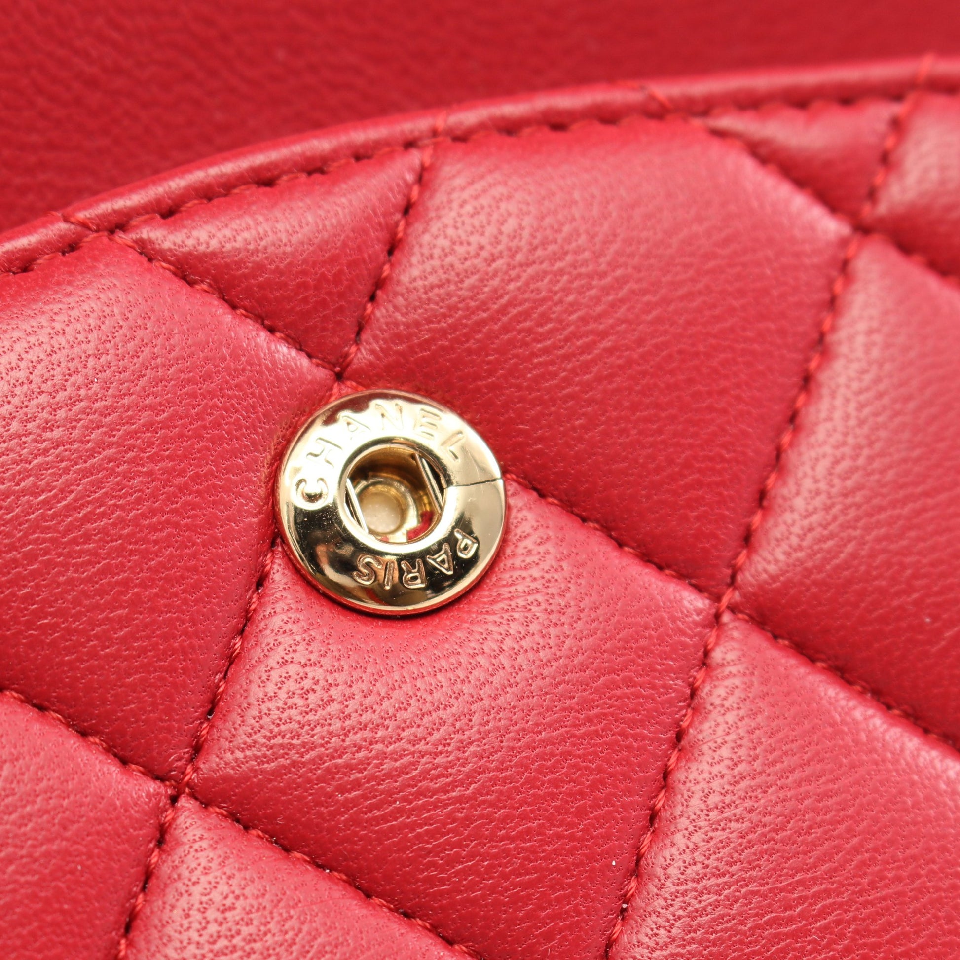マトラッセ Wフラップ Wチェーンショルダーバッグ ラムスキン レッド ゴールド金具 シャネル バッグ CHANEL