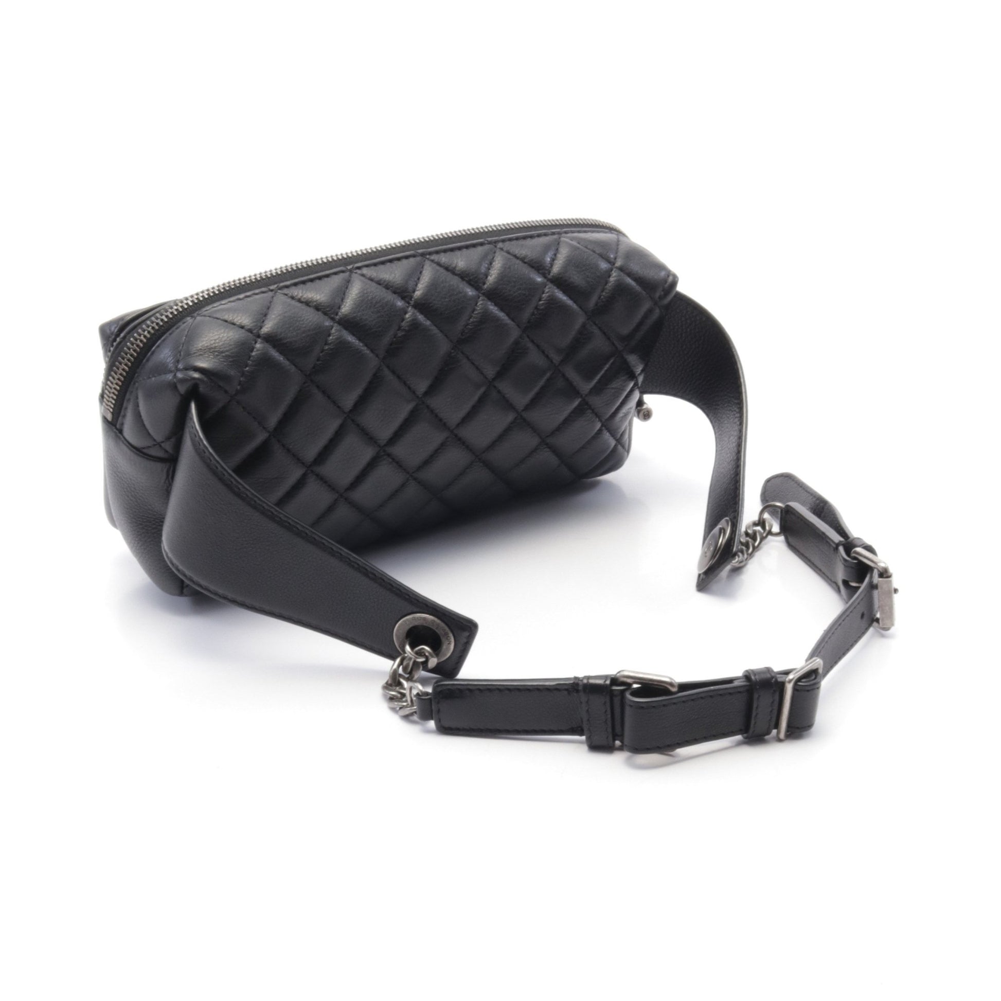 マトラッセ ボディバッグ レザー ブラック アンティークシルバー金具 シャネル バッグ CHANEL