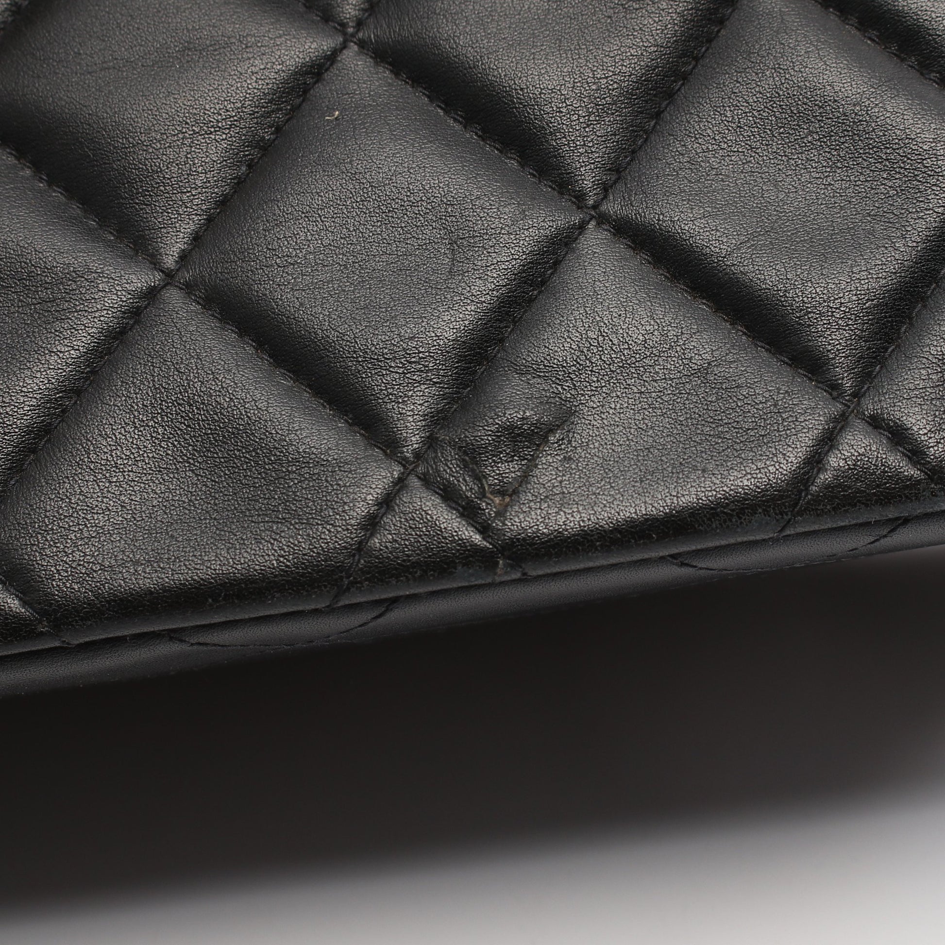 デカマトラッセ34 Wチェーンショルダーバッグ ラムスキン ブラック ゴールド金具 シャネル バッグ CHANEL