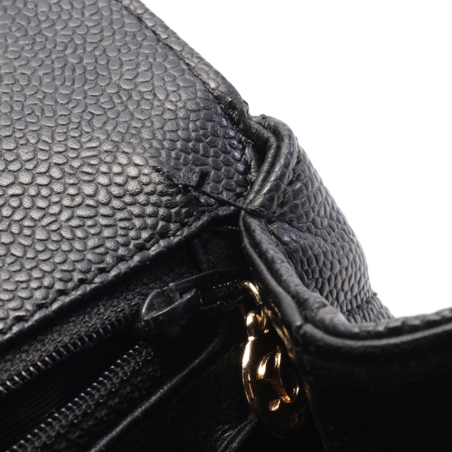 マトラッセ ハンドバッグ キャビアスキン ブラック ゴールド金具 シャネル バッグ CHANEL