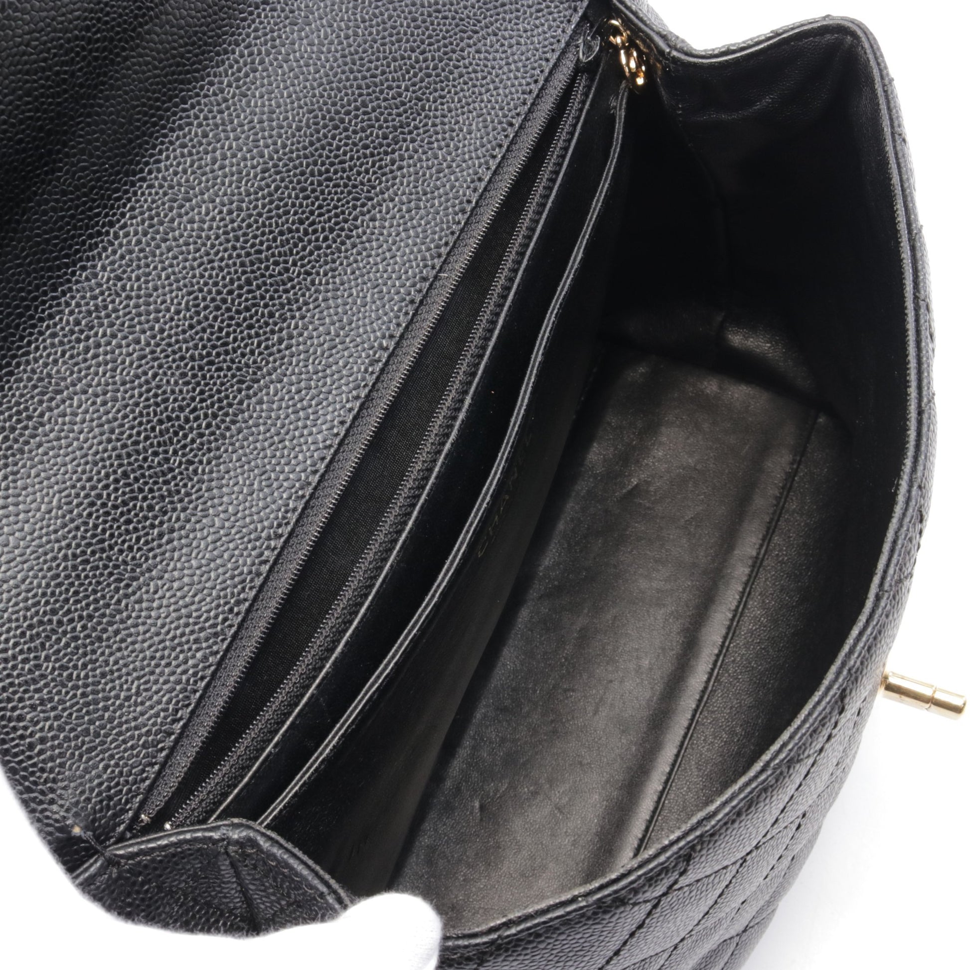 マトラッセ ハンドバッグ キャビアスキン ブラック ゴールド金具 シャネル バッグ CHANEL