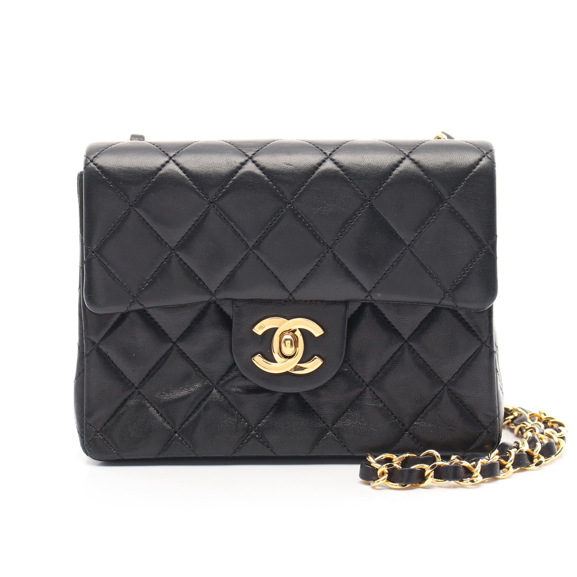 マトラッセ チェーンショルダーバッグ ラムスキン ブラック ゴールド金具 シャネル バッグ CHANEL
