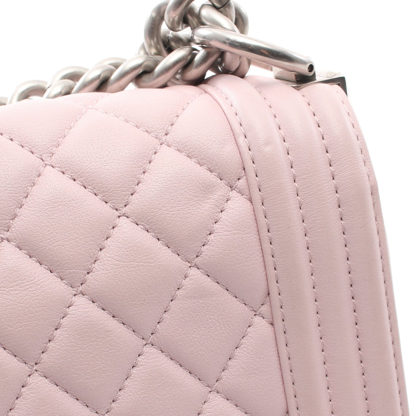 ボーイシャネル チェーンショルダーバッグ ラムスキン ライトピンク シルバー金具 シャネル バッグ CHANEL