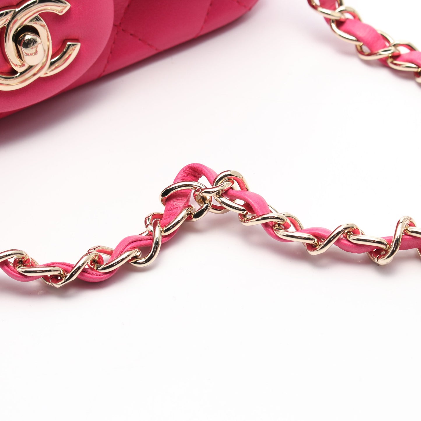 ミニマトラッセ チェーンショルダーバッグ レザー ピンク ゴールド金具 シャネル バッグ CHANEL