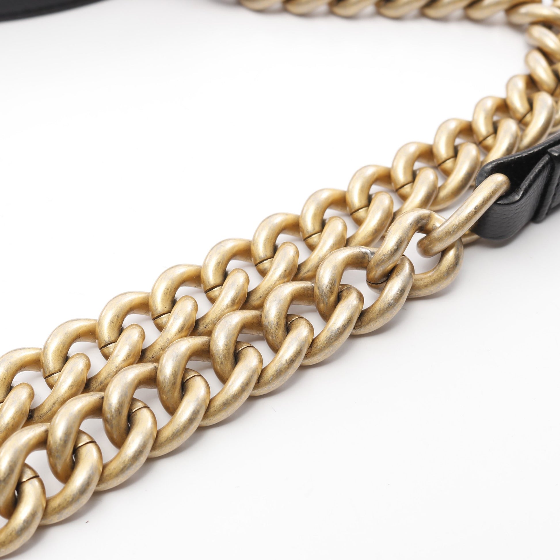 ボーイシャネル スモール チェーンショルダーバッグ キャビアスキン ブラック ゴールド金具 シャネル バッグ CHANEL