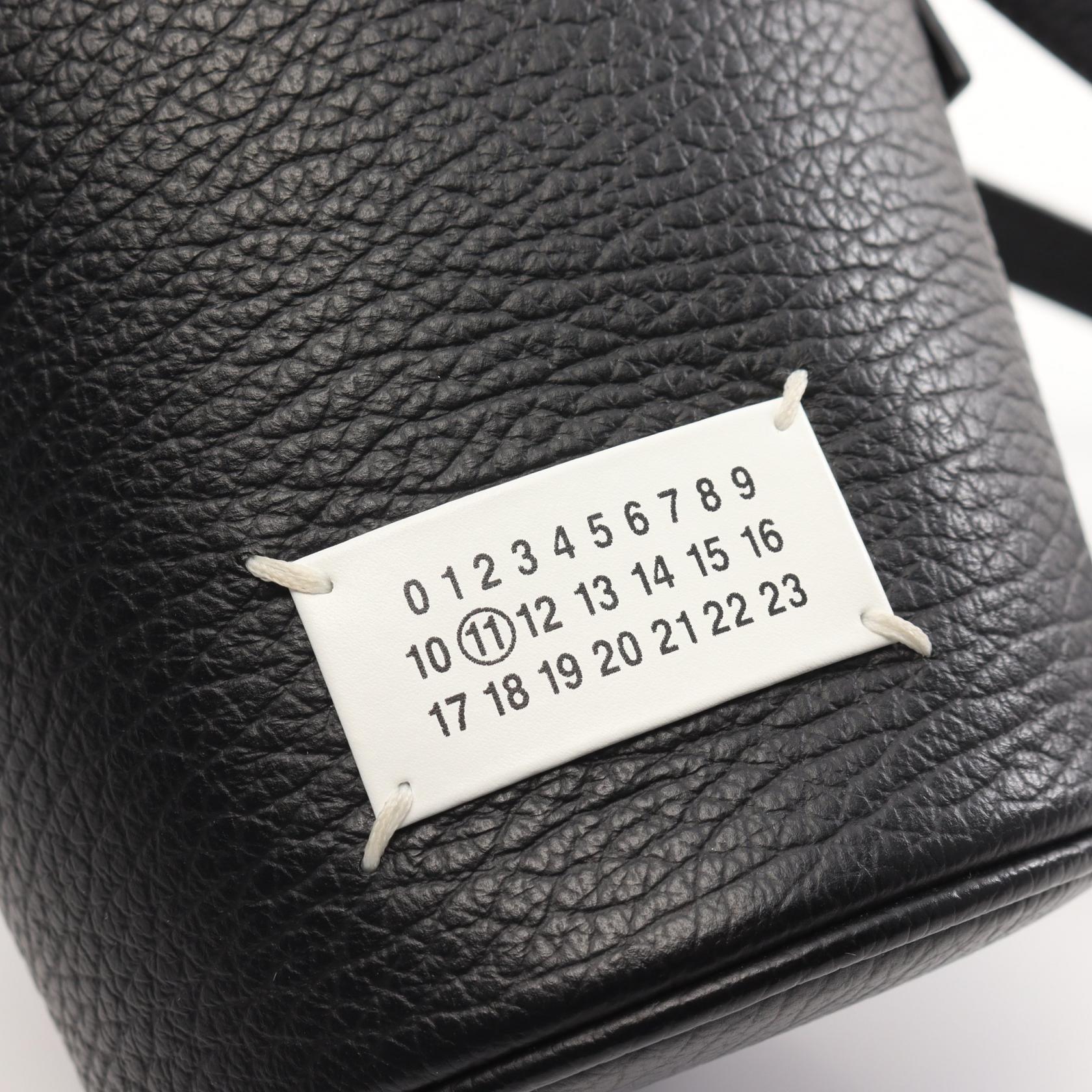 5AC マイクロ バケットバッグ ショルダーバッグ レザー ブラック