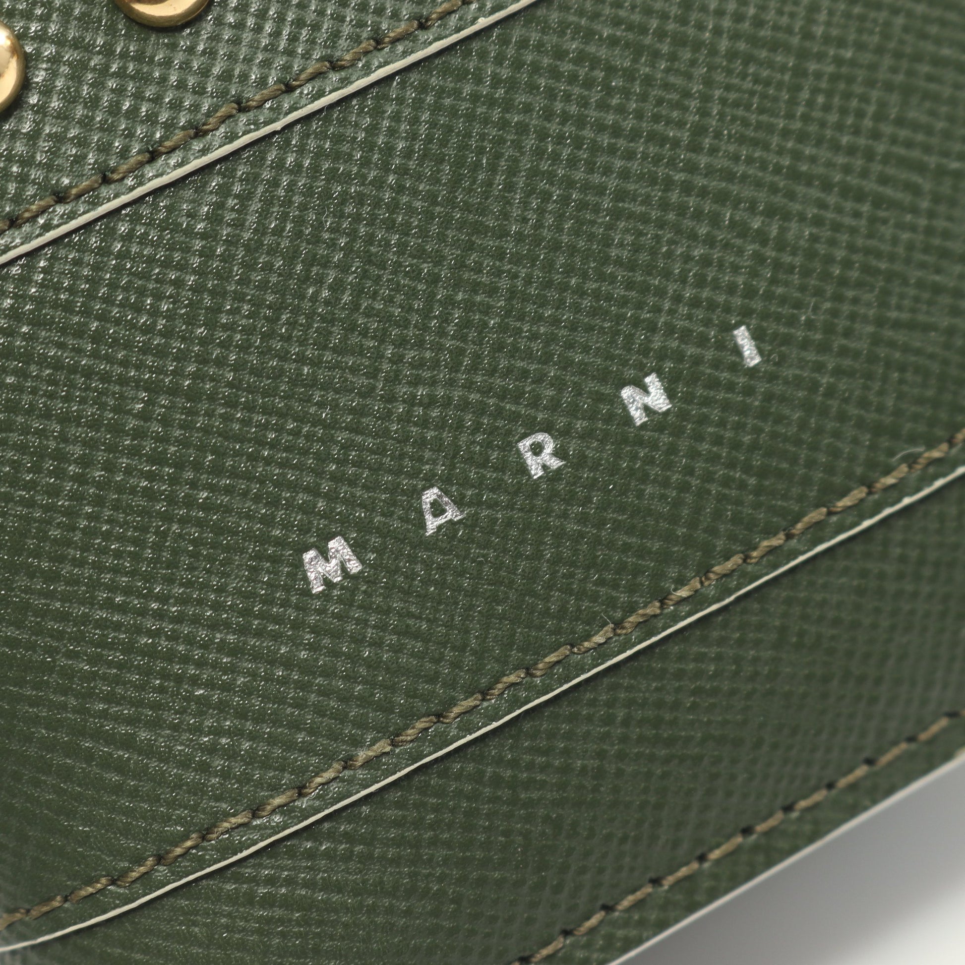 二つ折り財布 レザー グリーン スタッズ マルニ – RECLO 