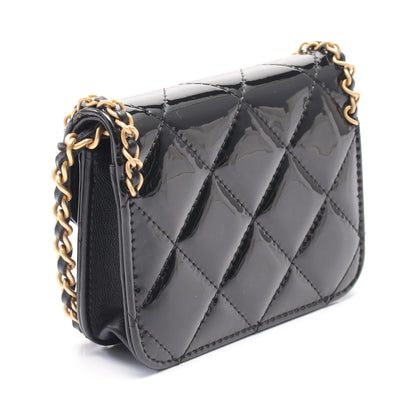 マトラッセ チェーンクラッチ チェーンショルダーバッグ エナメルレザー ブラック ゴールド金具 シャネル バッグ CHANEL