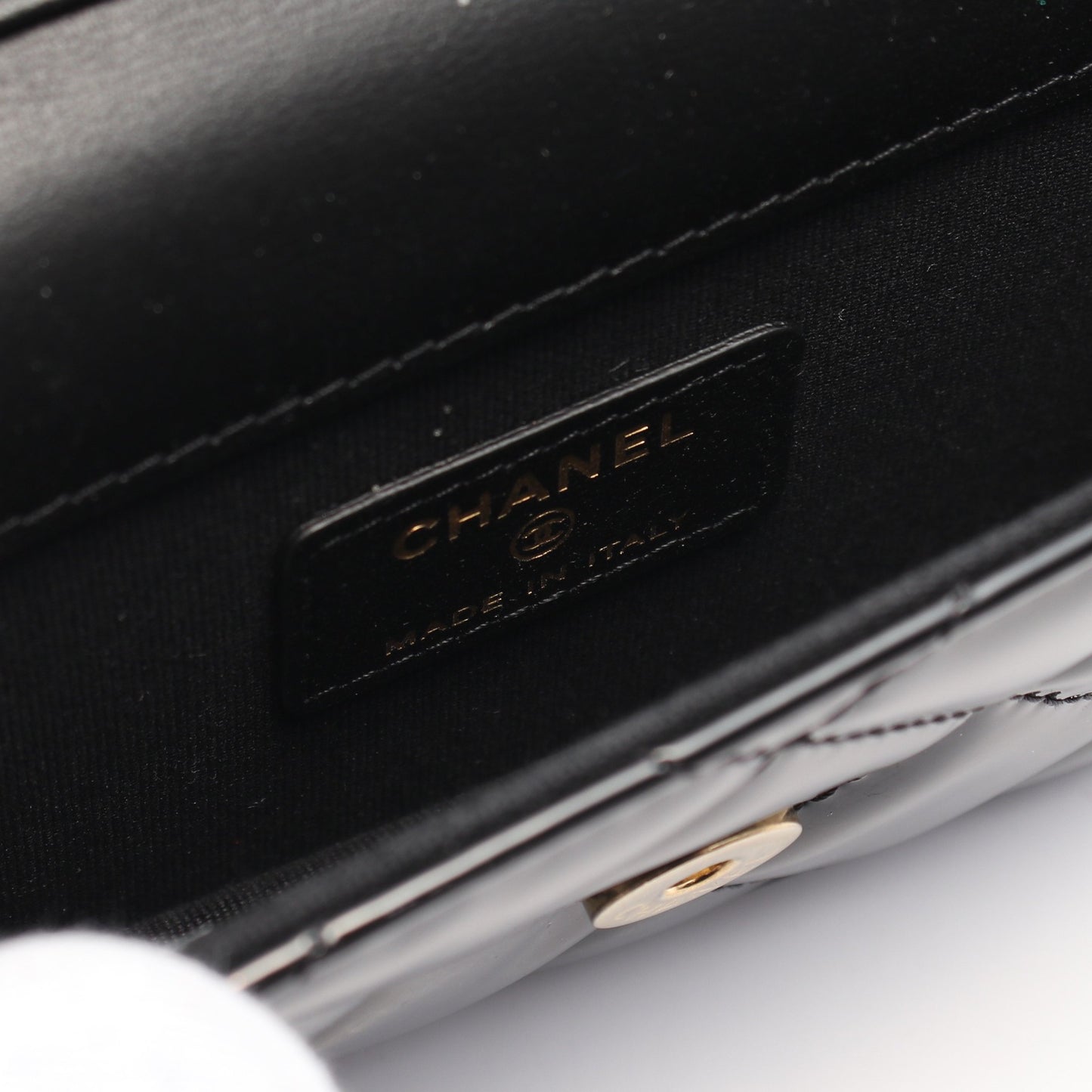 マトラッセ チェーンクラッチ チェーンショルダーバッグ エナメルレザー ブラック ゴールド金具 シャネル バッグ CHANEL