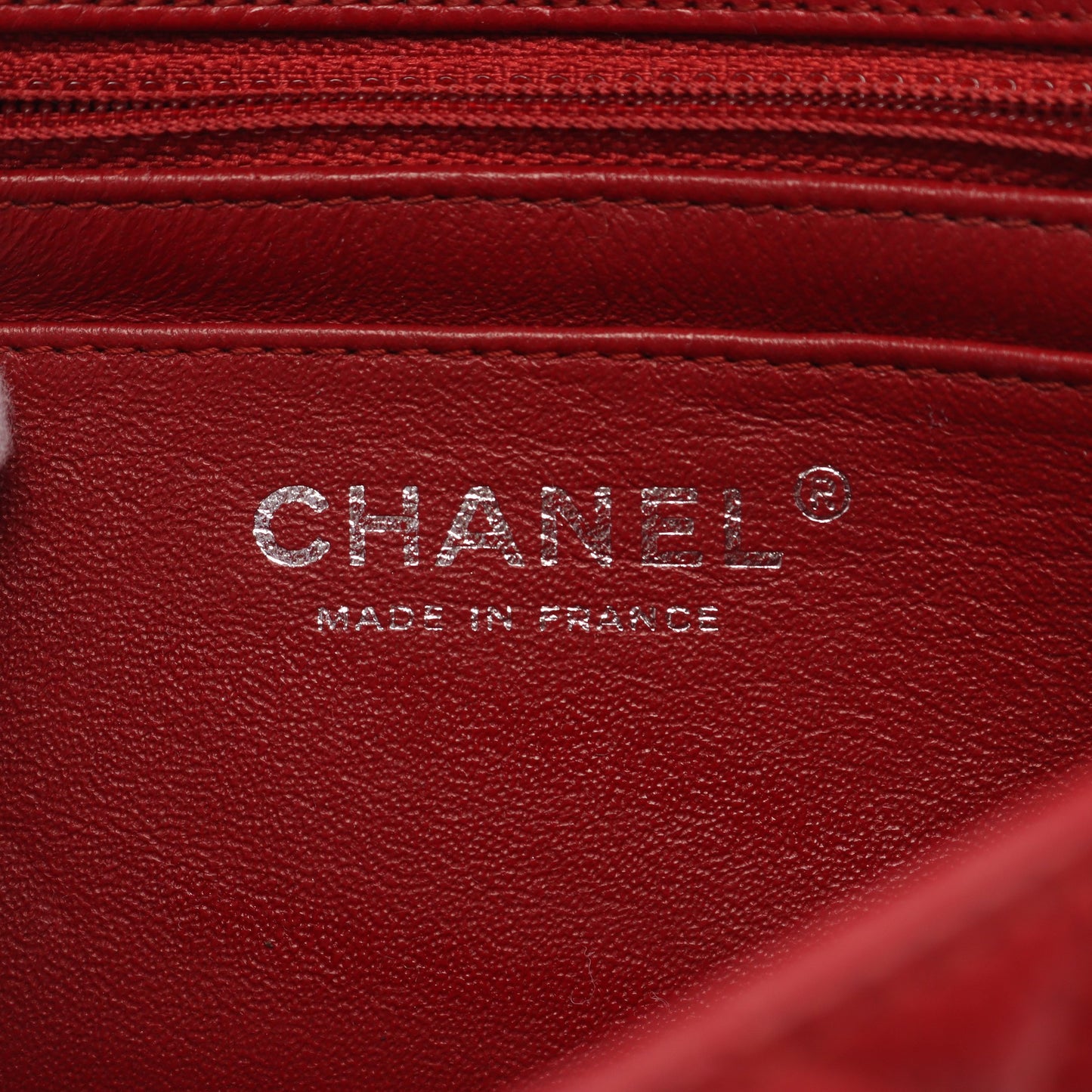 ミニマトラッセ チェーンショルダーバッグ キャビアスキン レッド シルバー金具 シャネル バッグ CHANEL