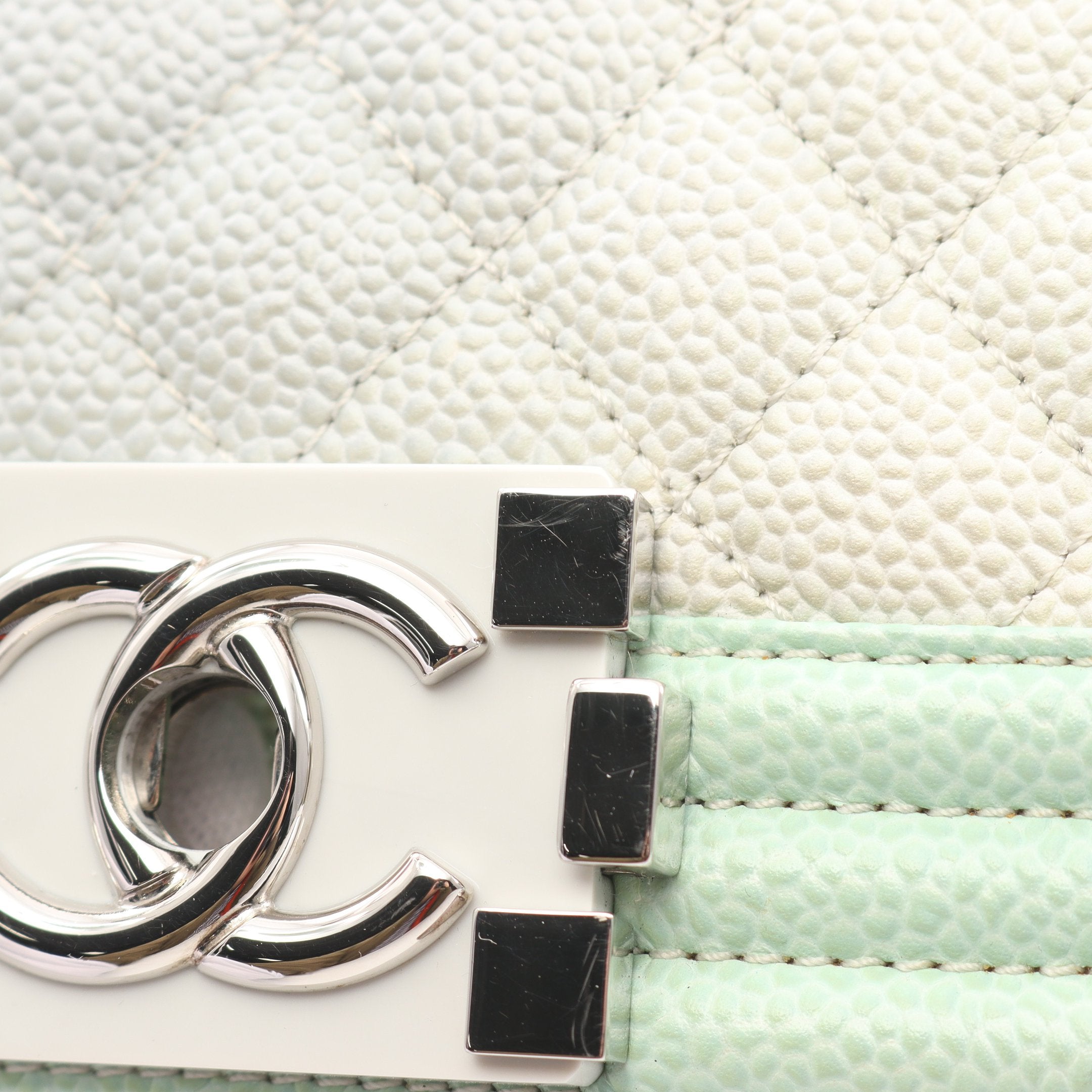 CHANEL Boy Chanel グラデーション チェーンショルダーバッグ ボーイシャネル スモール チェーンショルダーバッグ グラデーション