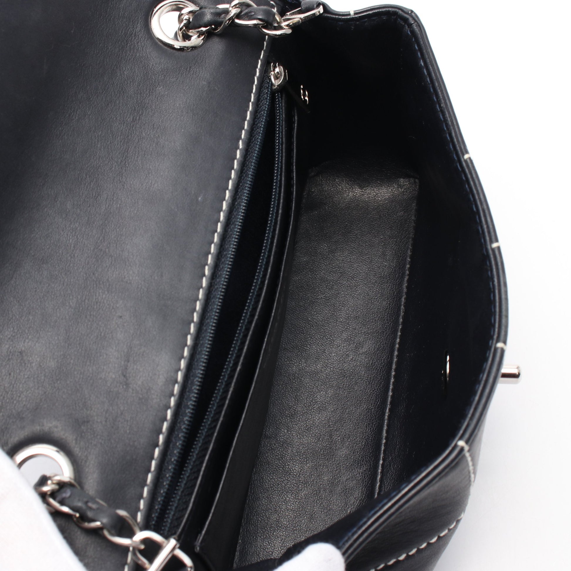チョコバー ワイルドステッチ チェーンショルダーバッグ レザー ダークグレー シルバー金具 シャネル バッグ CHANEL