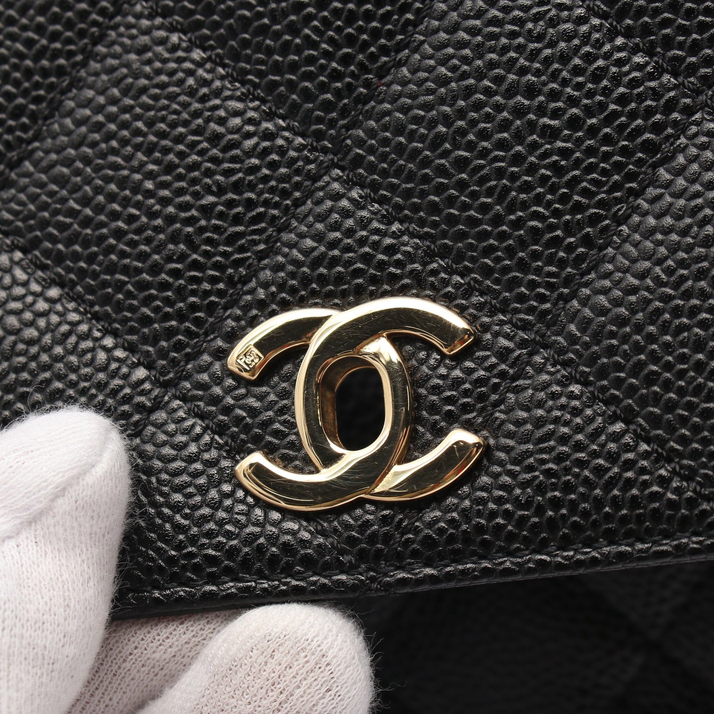 マトラッセ トップハンドル ハンドバッグ キャビアスキン ブラック ゴールド金具 シャネル バッグ CHANEL