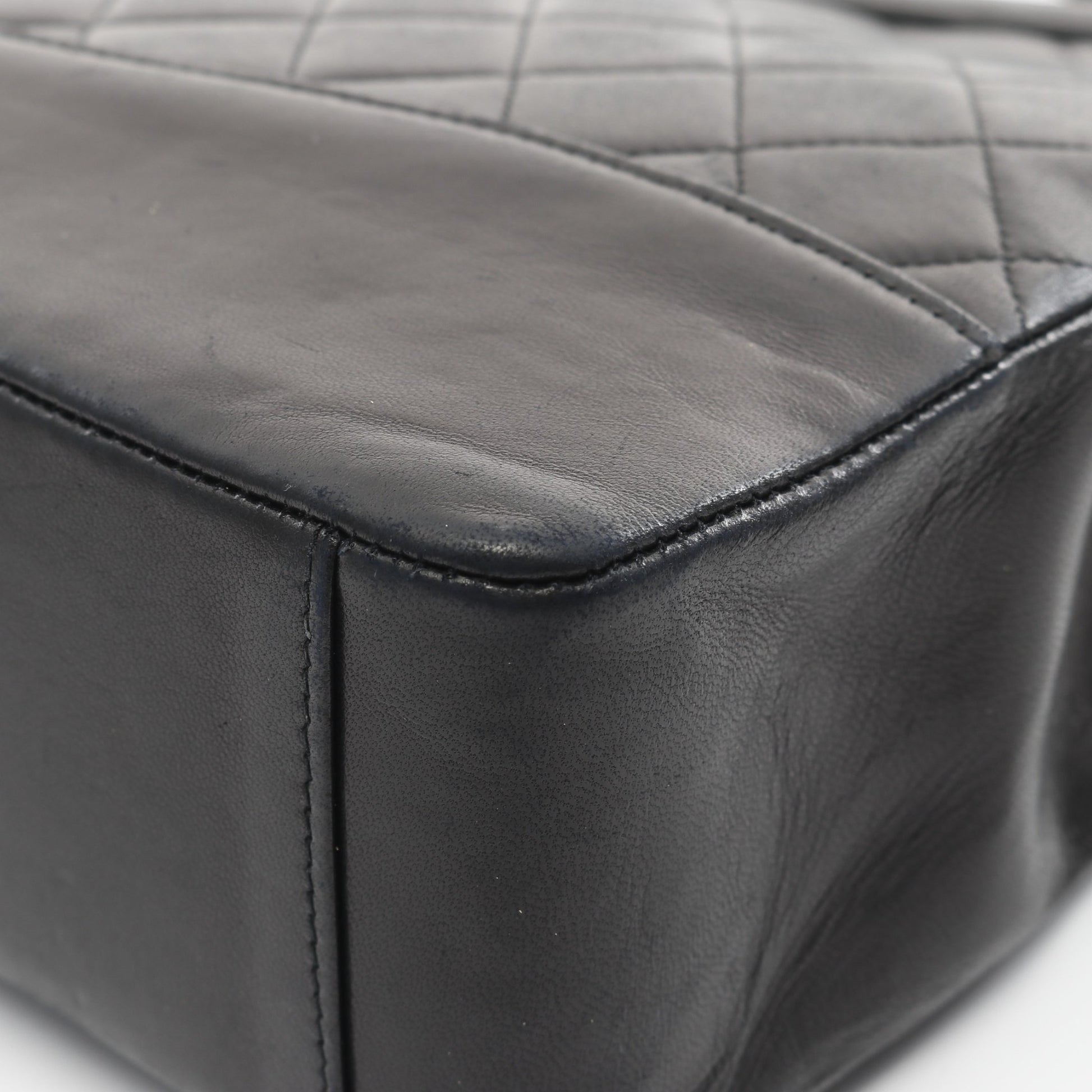 マトラッセ ハンドバッグ ターンロック ラムスキン ブラック ゴールド金具 2WAY シャネル バッグ CHANEL