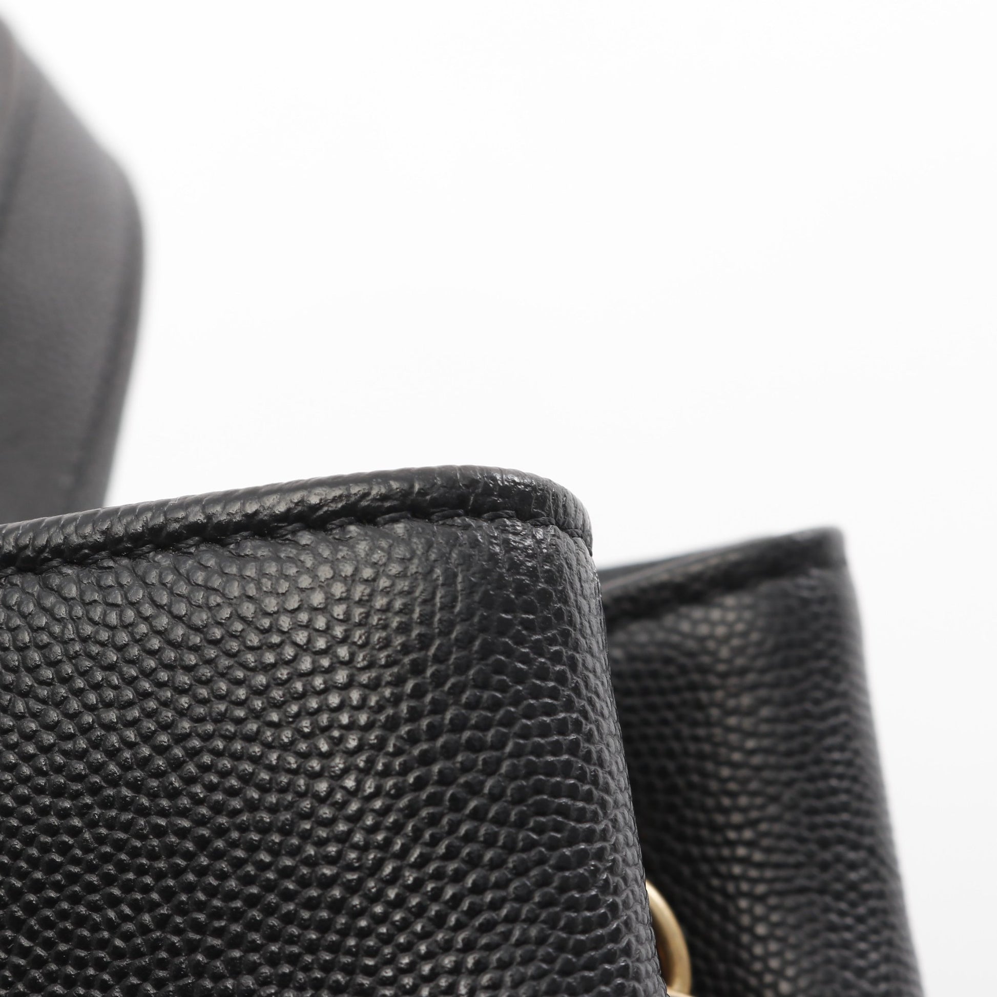 ココマーク マトラッセ チェーンショルダーバッグ レザー キャビアスキン ブラック ゴールド金具 2WAY シャネル バッグ CHANEL