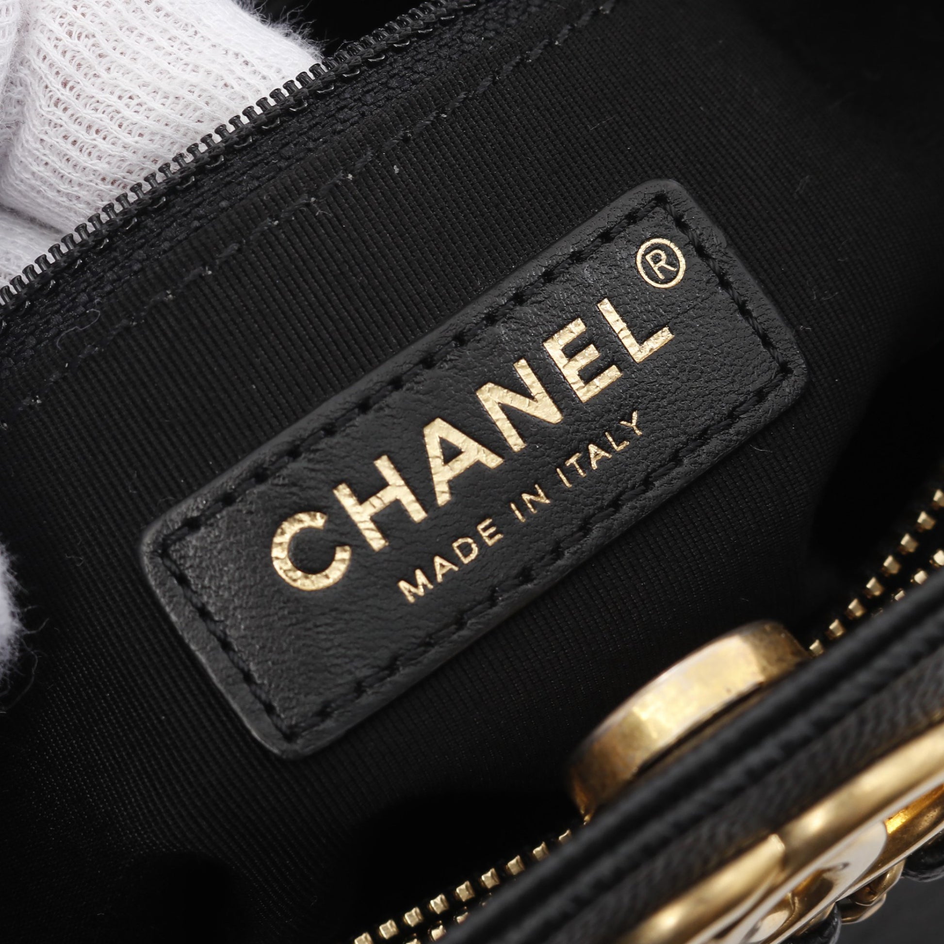 ココマーク マトラッセ チェーンショルダーバッグ レザー キャビアスキン ブラック ゴールド金具 2WAY シャネル バッグ CHANEL