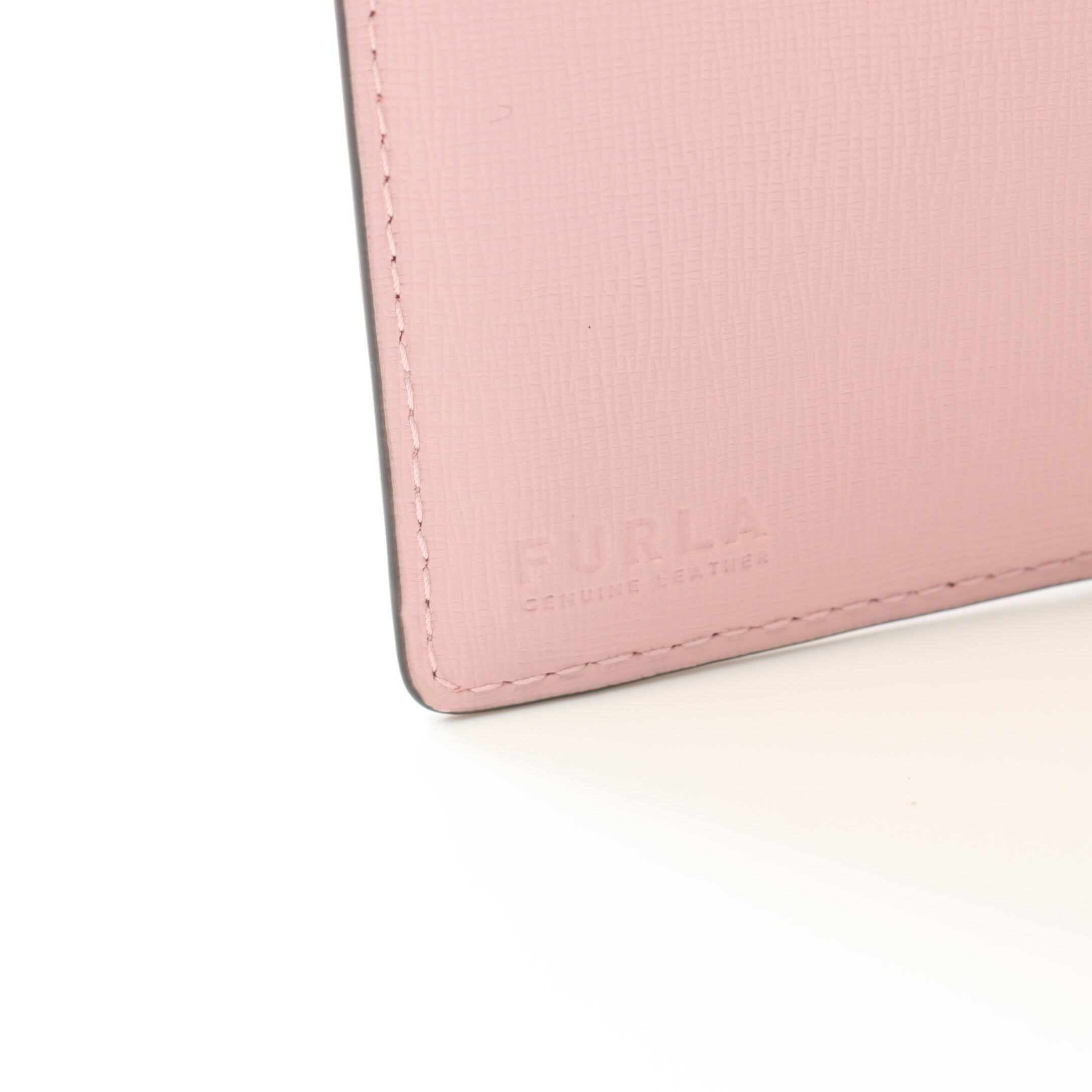 未使用 フルラ 折り財布 レザー お洒落 普段使い ミドル ライトピンク フルラ(FURLA) ピンク レディース二つ折り財布 | 通販・人気ランキング